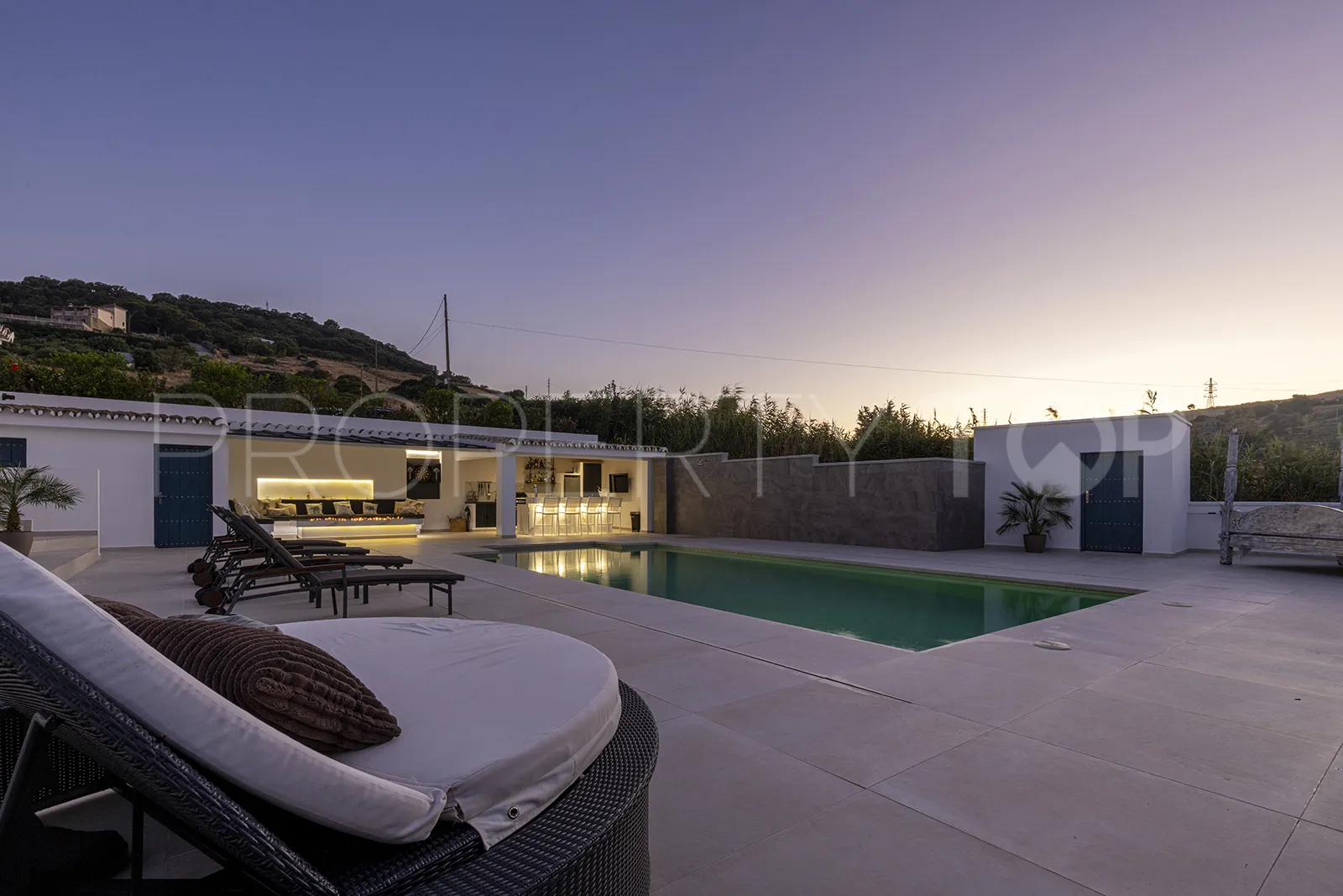 Casares, villa en venta