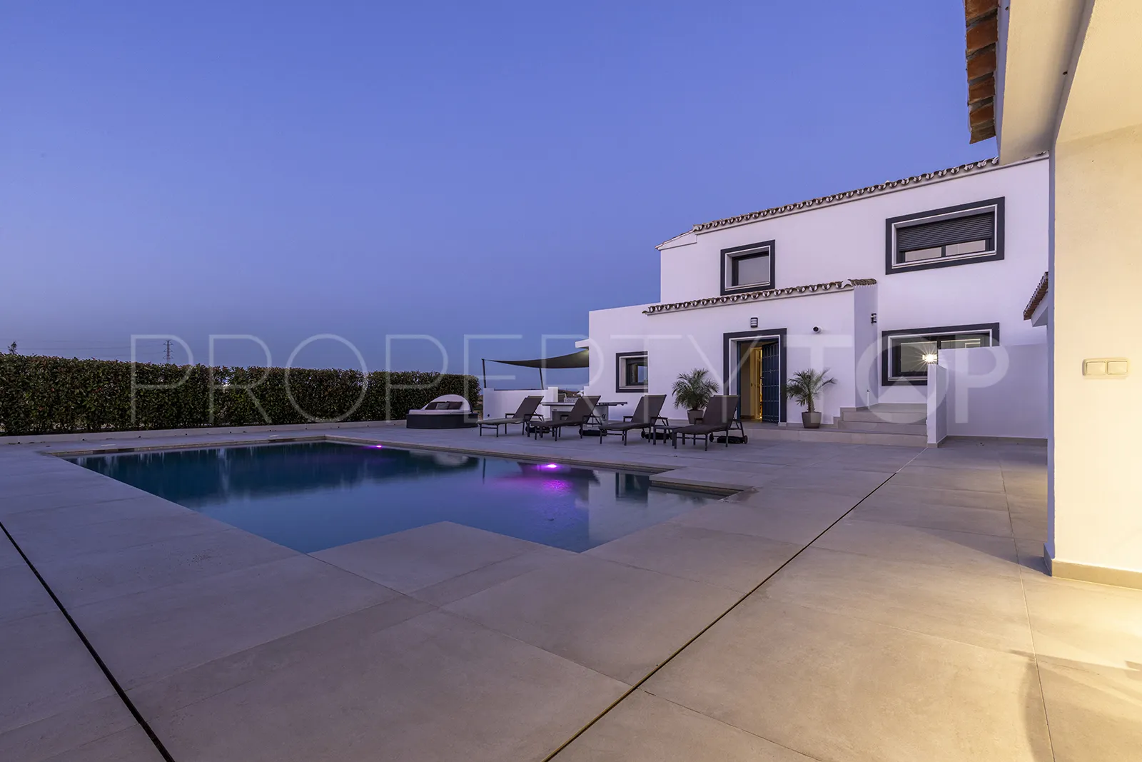 Casares, villa en venta