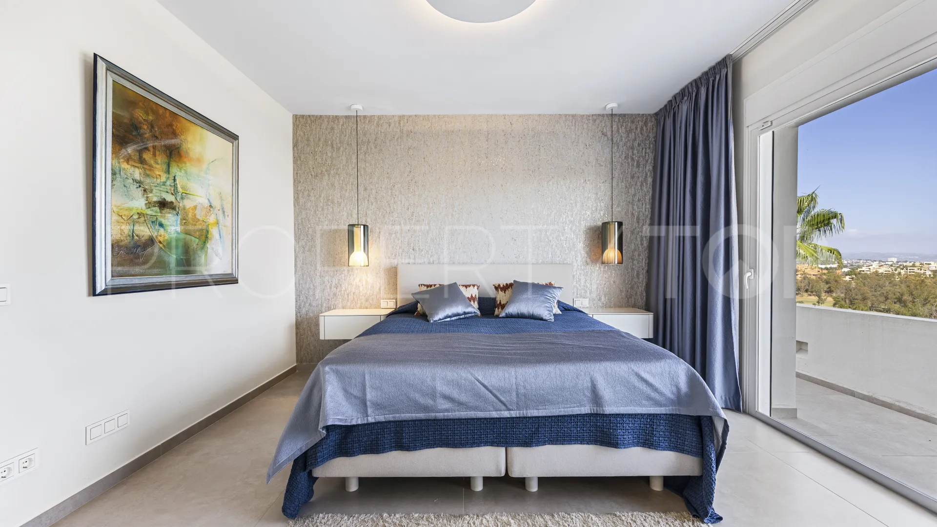 Villa en venta con 4 dormitorios en Benahavis