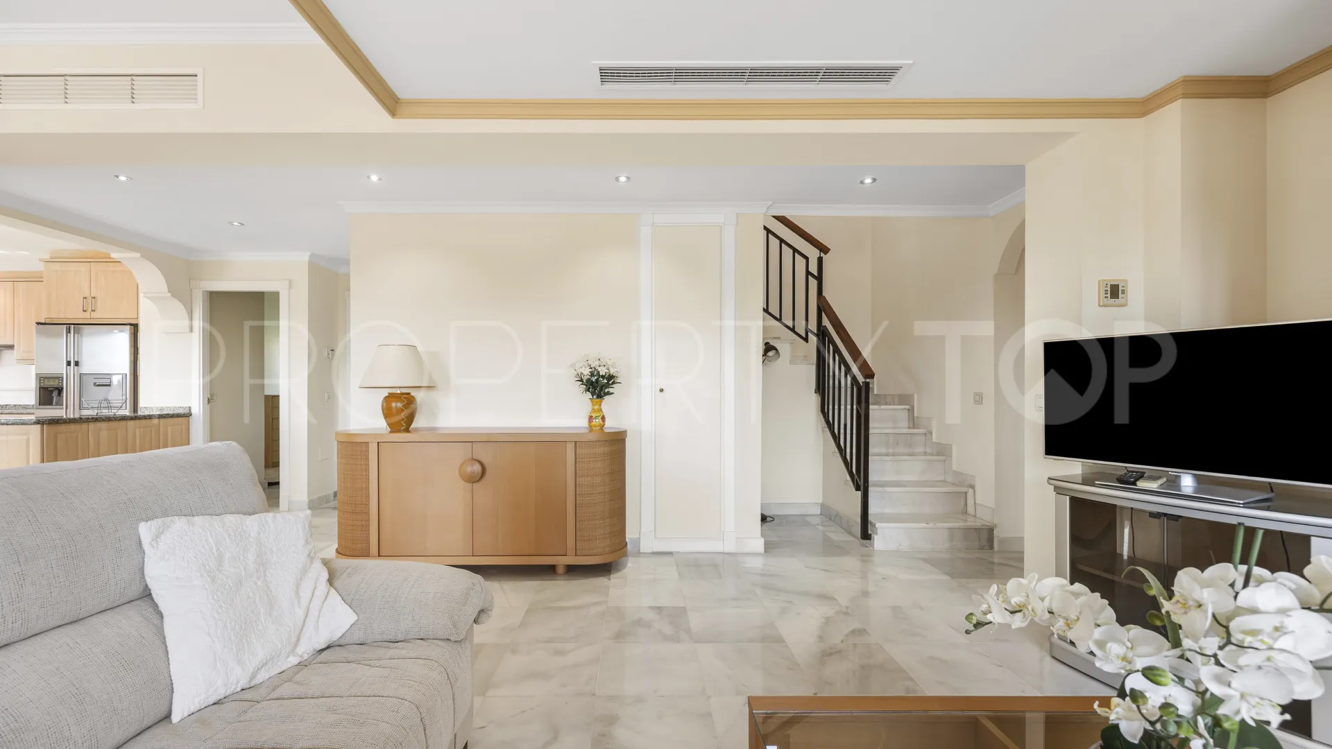 Estepona, atico duplex a la venta
