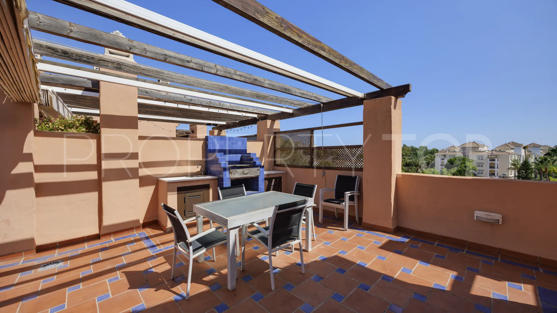 Estepona, atico duplex a la venta