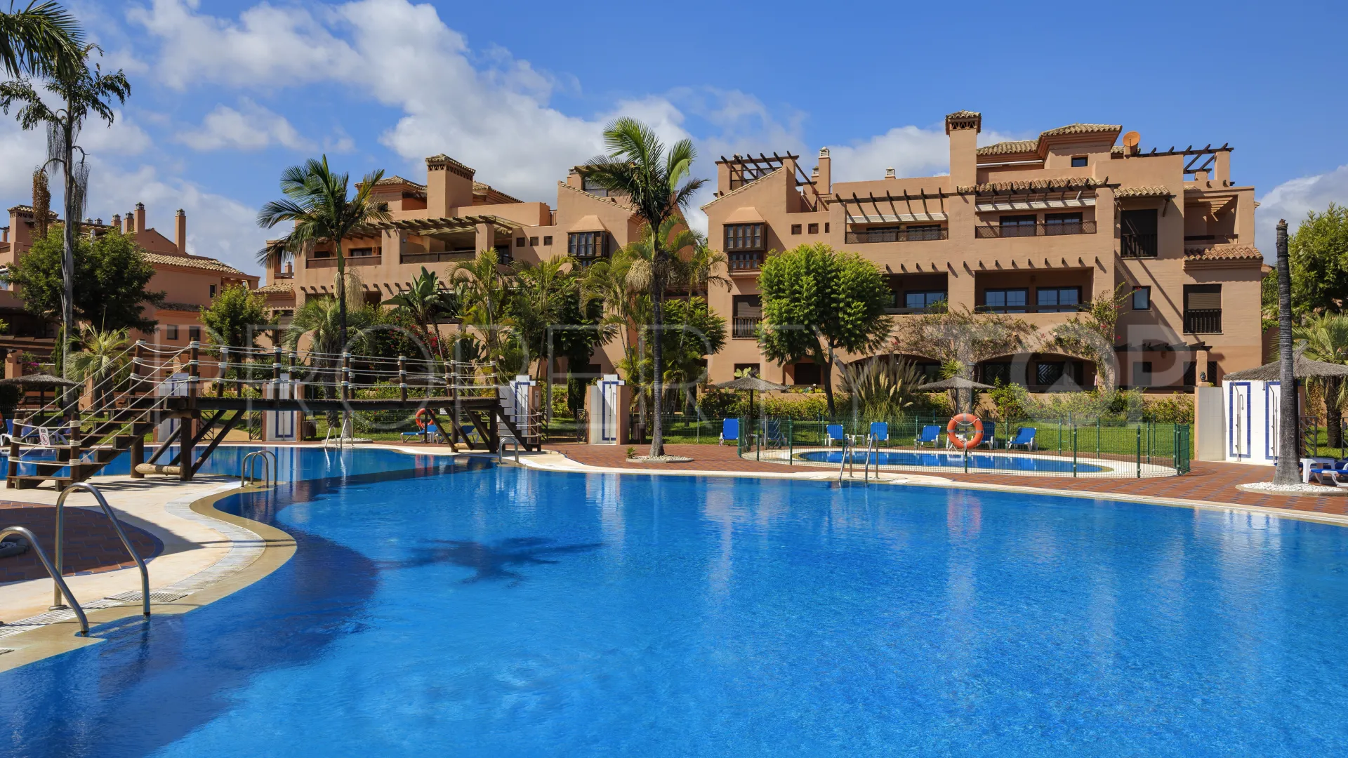 Estepona, atico duplex a la venta