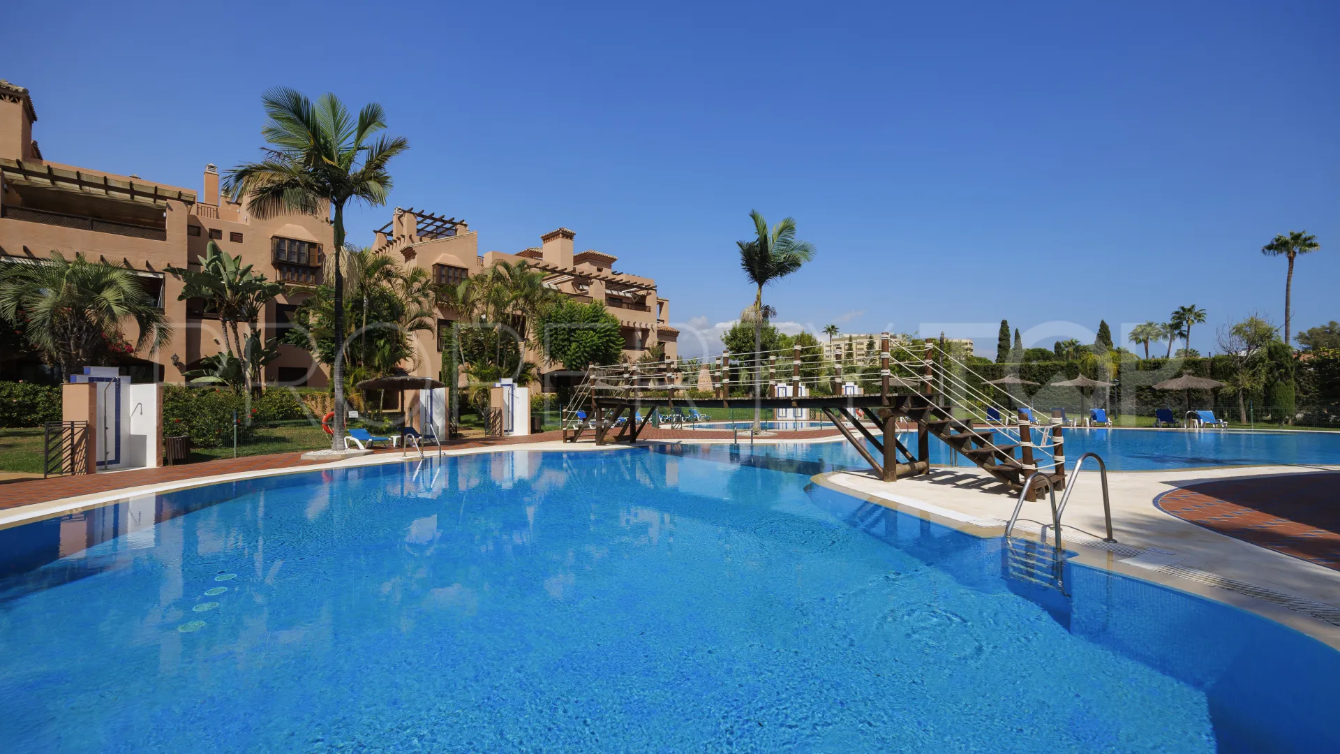 Estepona, atico duplex a la venta