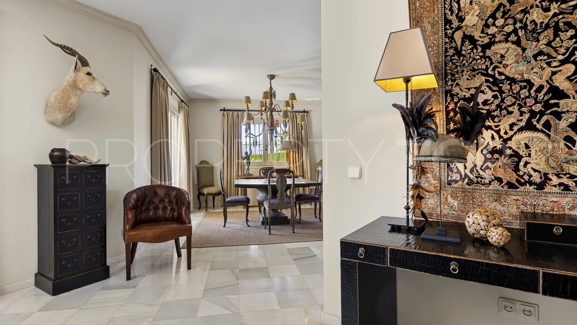 For sale Marbella 2 bedrooms villa