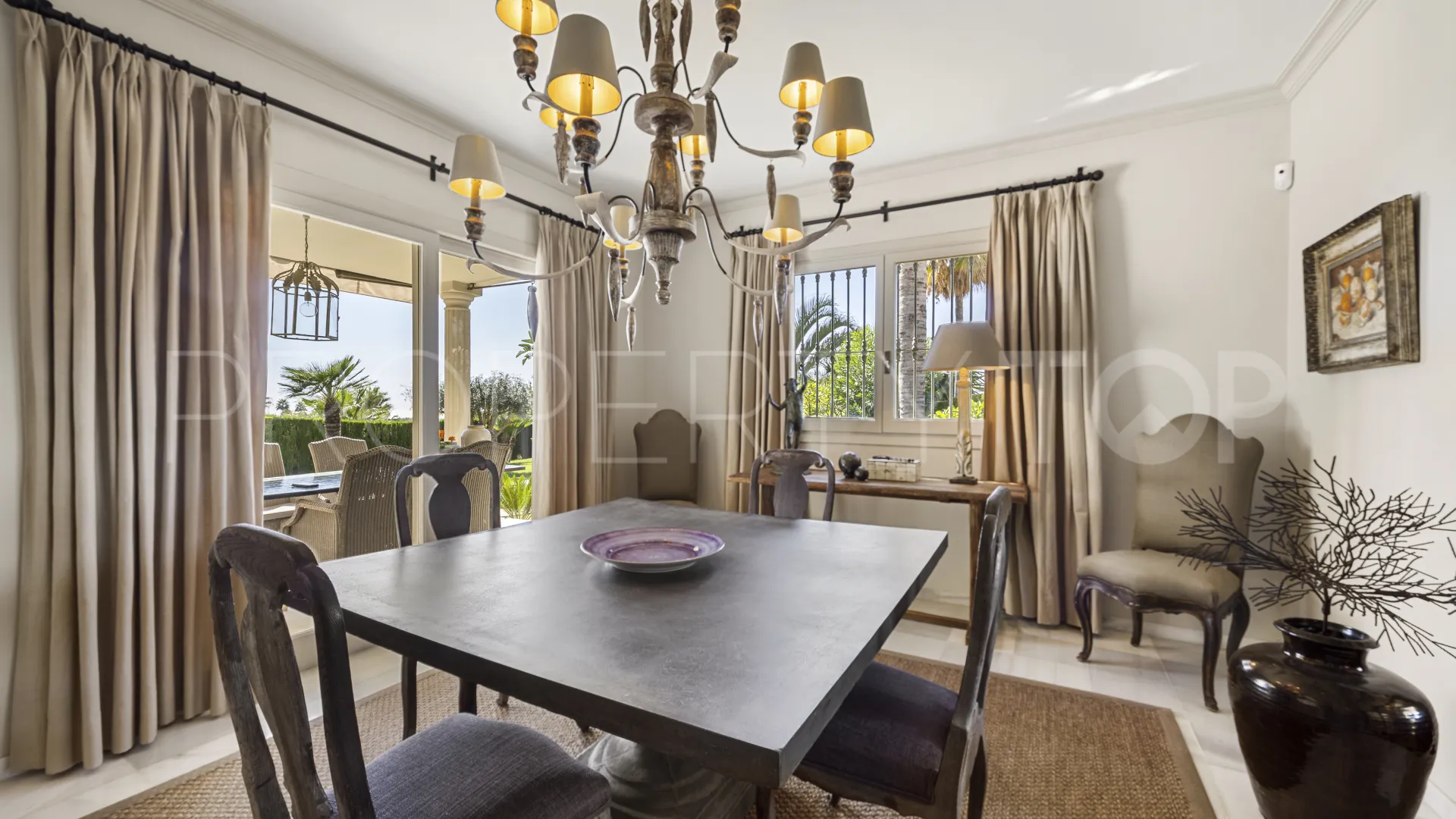 For sale Marbella 2 bedrooms villa