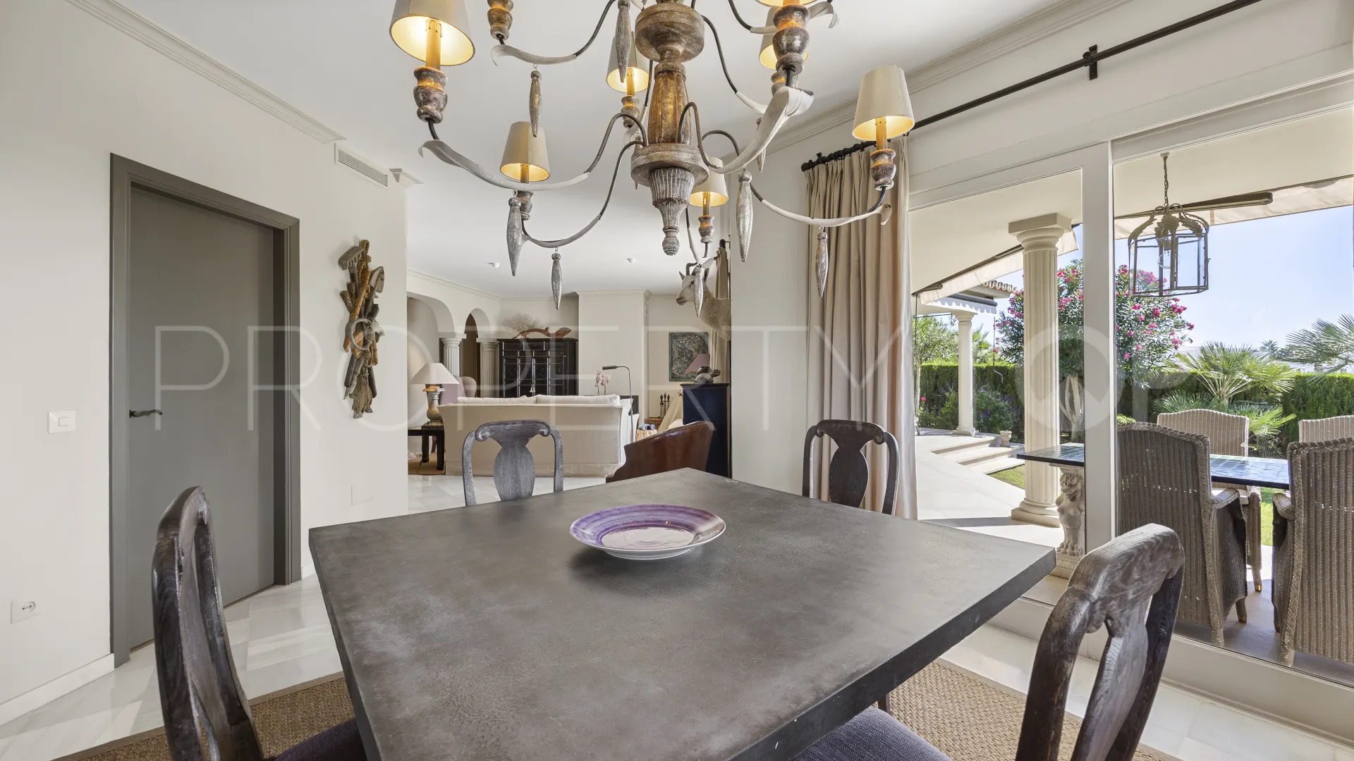 For sale Marbella 2 bedrooms villa
