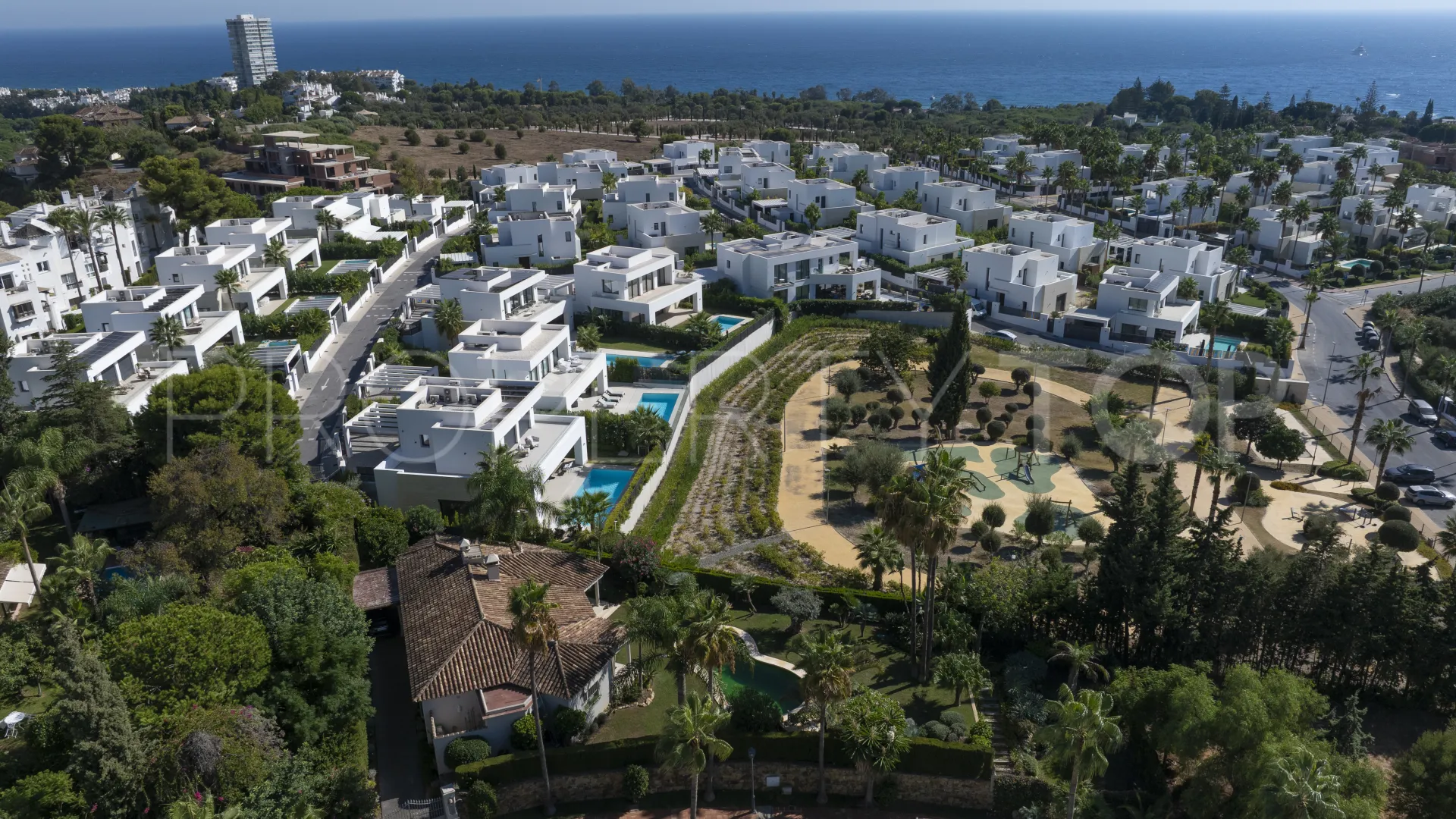 For sale Marbella 2 bedrooms villa