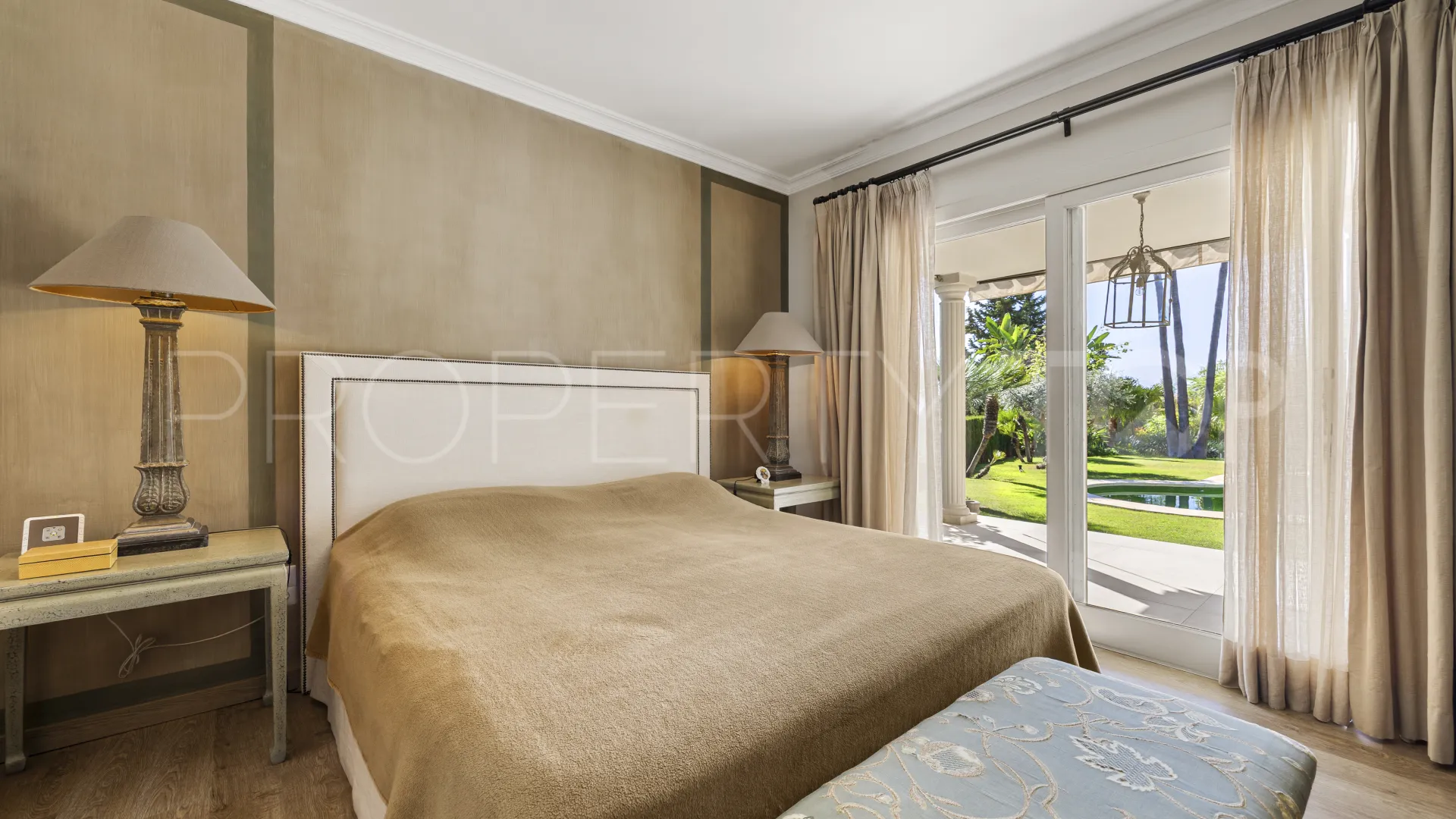 For sale Marbella 2 bedrooms villa