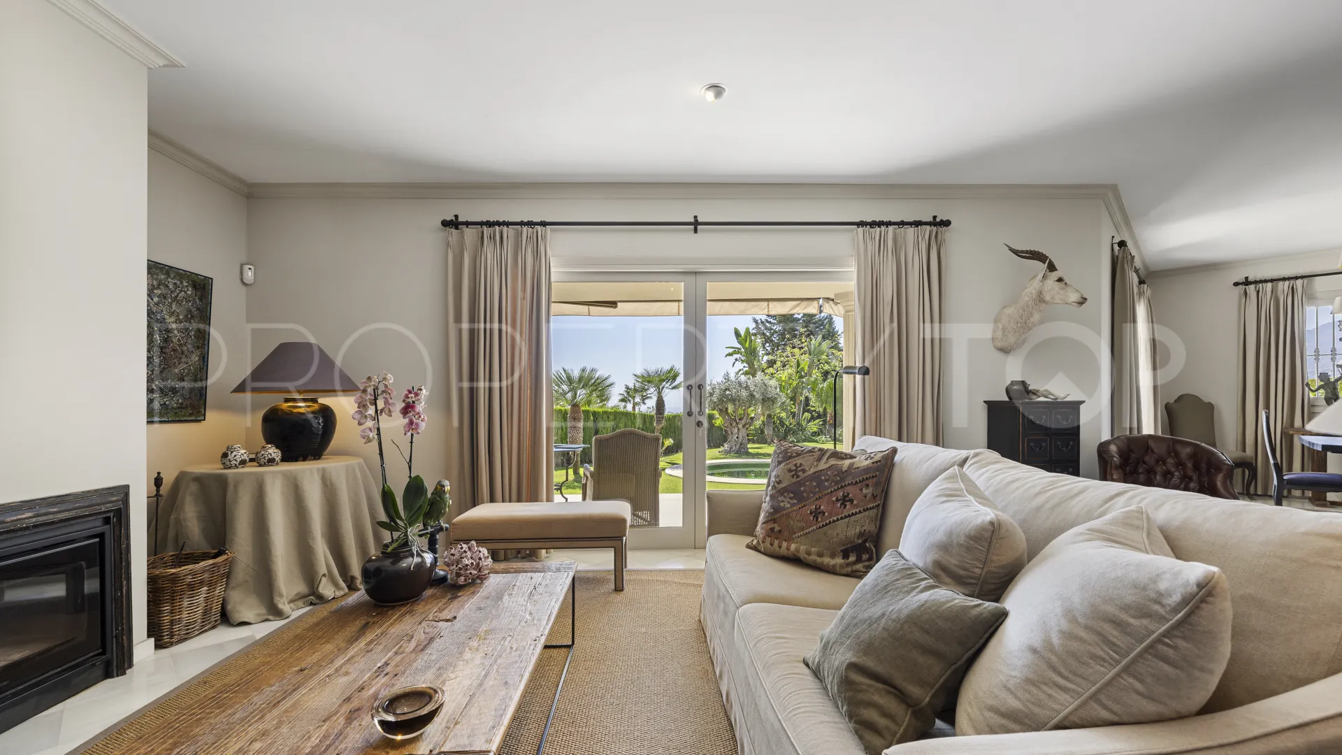 For sale Marbella 2 bedrooms villa