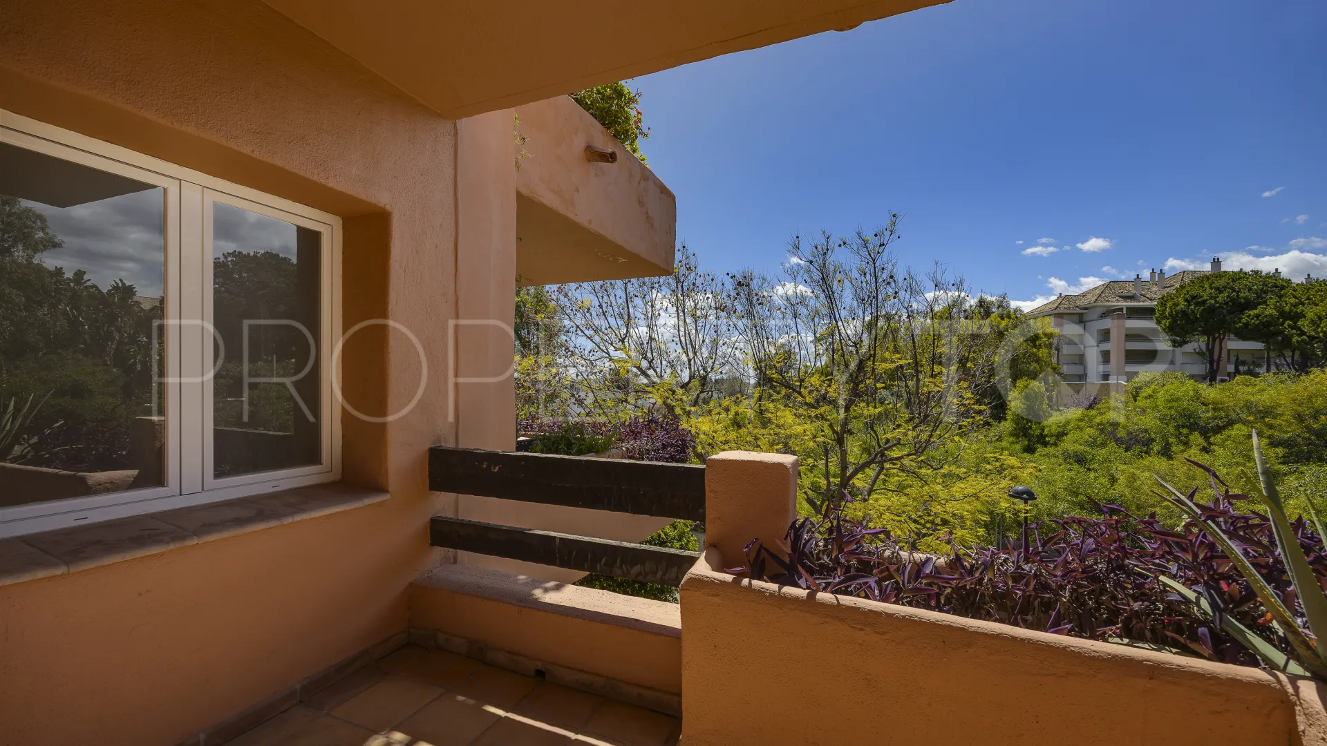 Apartamento de 4 dormitorios en venta en Marbella Golden Mile