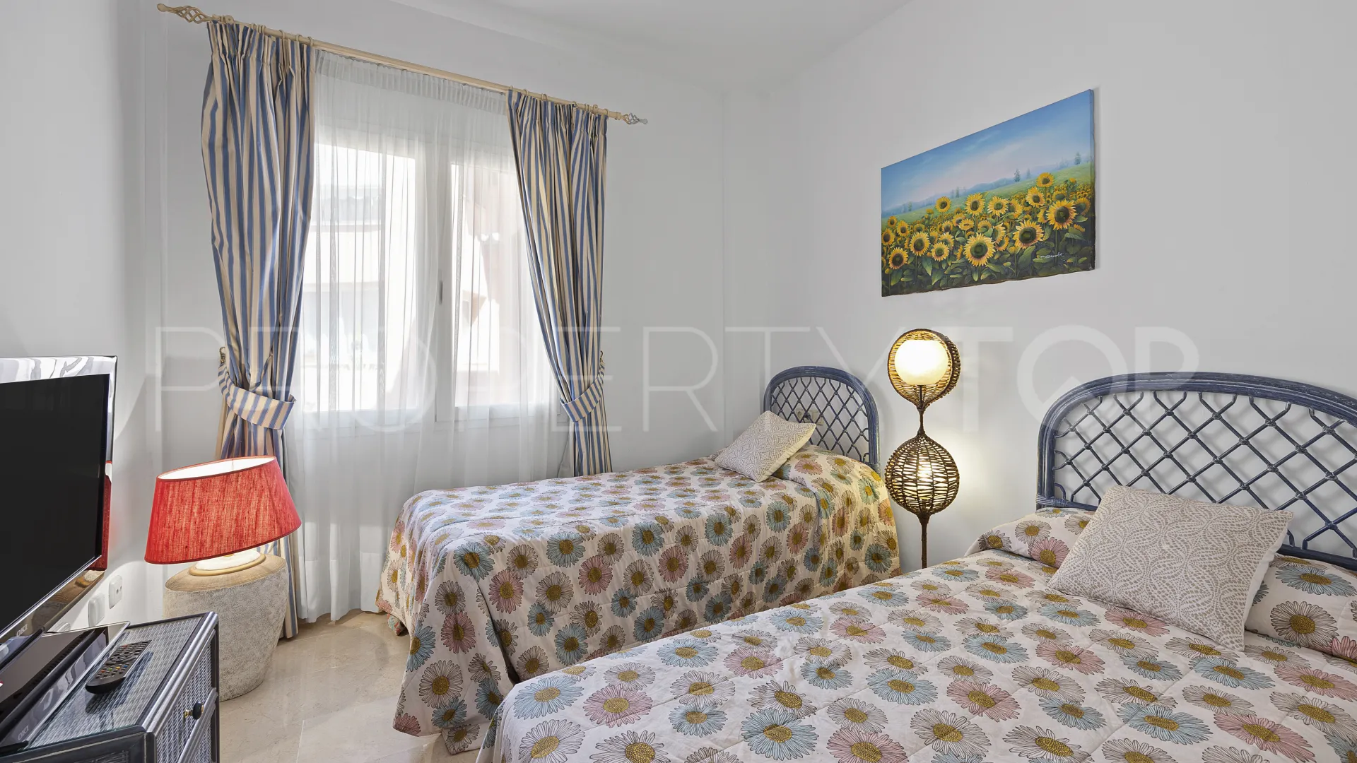 Apartamento de 4 dormitorios en venta en Marbella Golden Mile