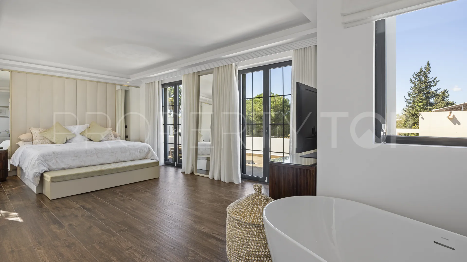 For sale Guadalmina Alta villa with 5 bedrooms