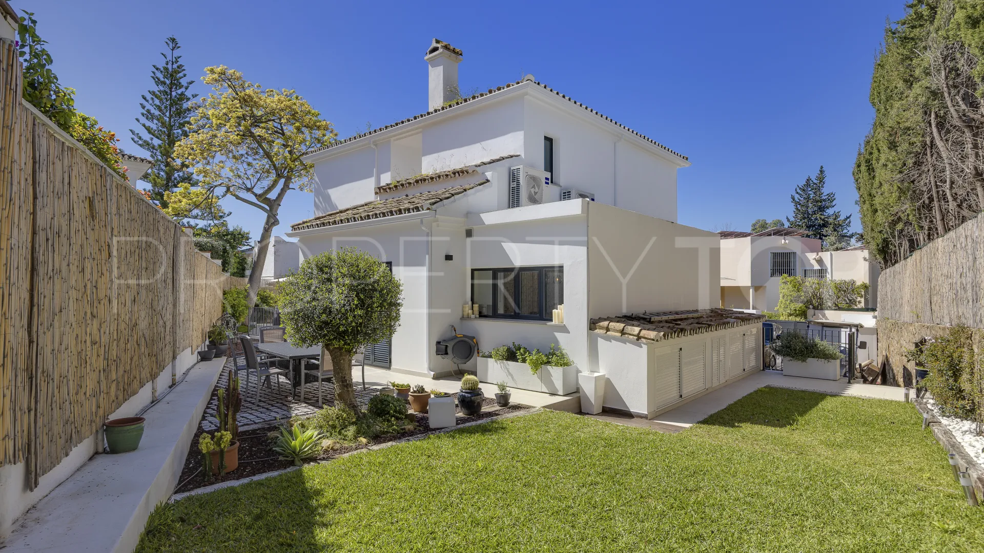 For sale Guadalmina Alta villa with 5 bedrooms