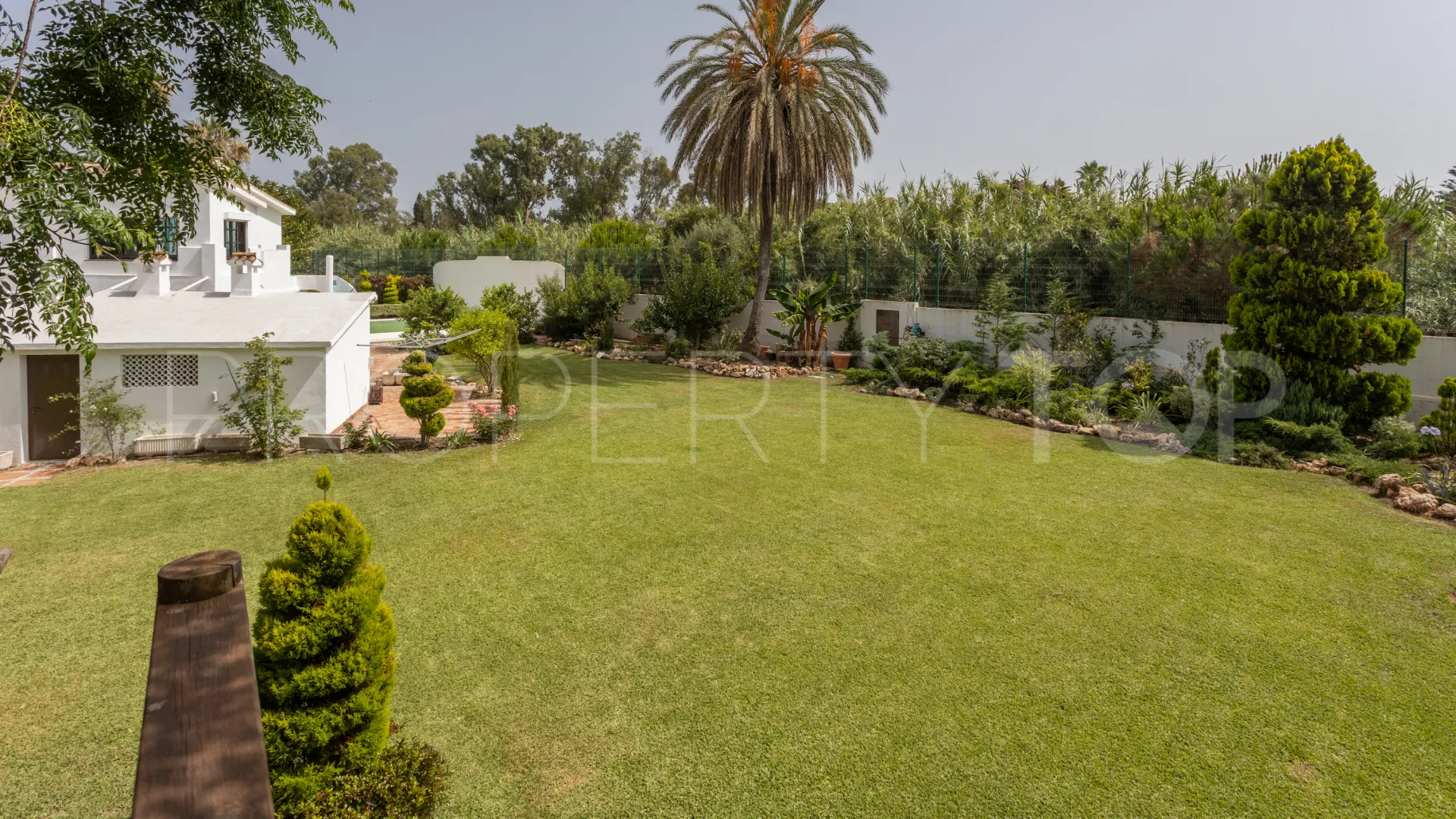 Guadalmina Baja, villa de 4 dormitorios en venta