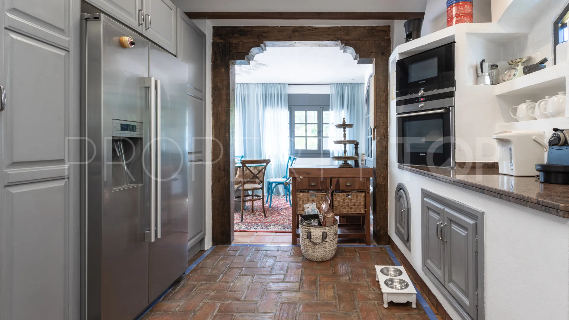 Guadalmina Baja, villa de 4 dormitorios en venta