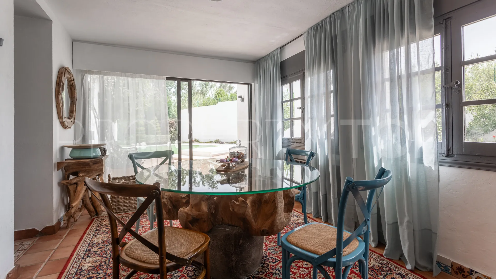 Guadalmina Baja, villa de 4 dormitorios en venta