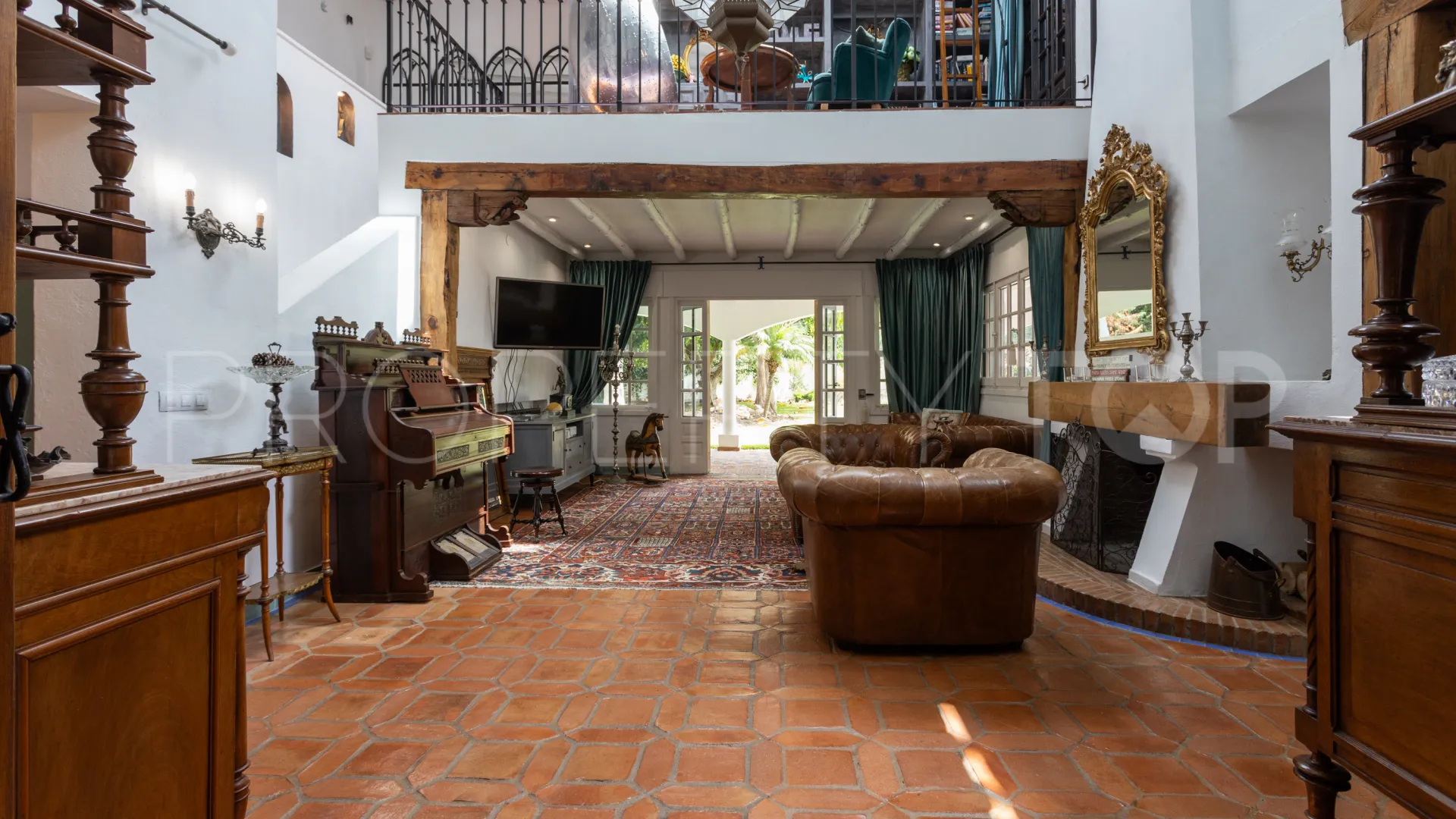 Guadalmina Baja, villa de 4 dormitorios en venta