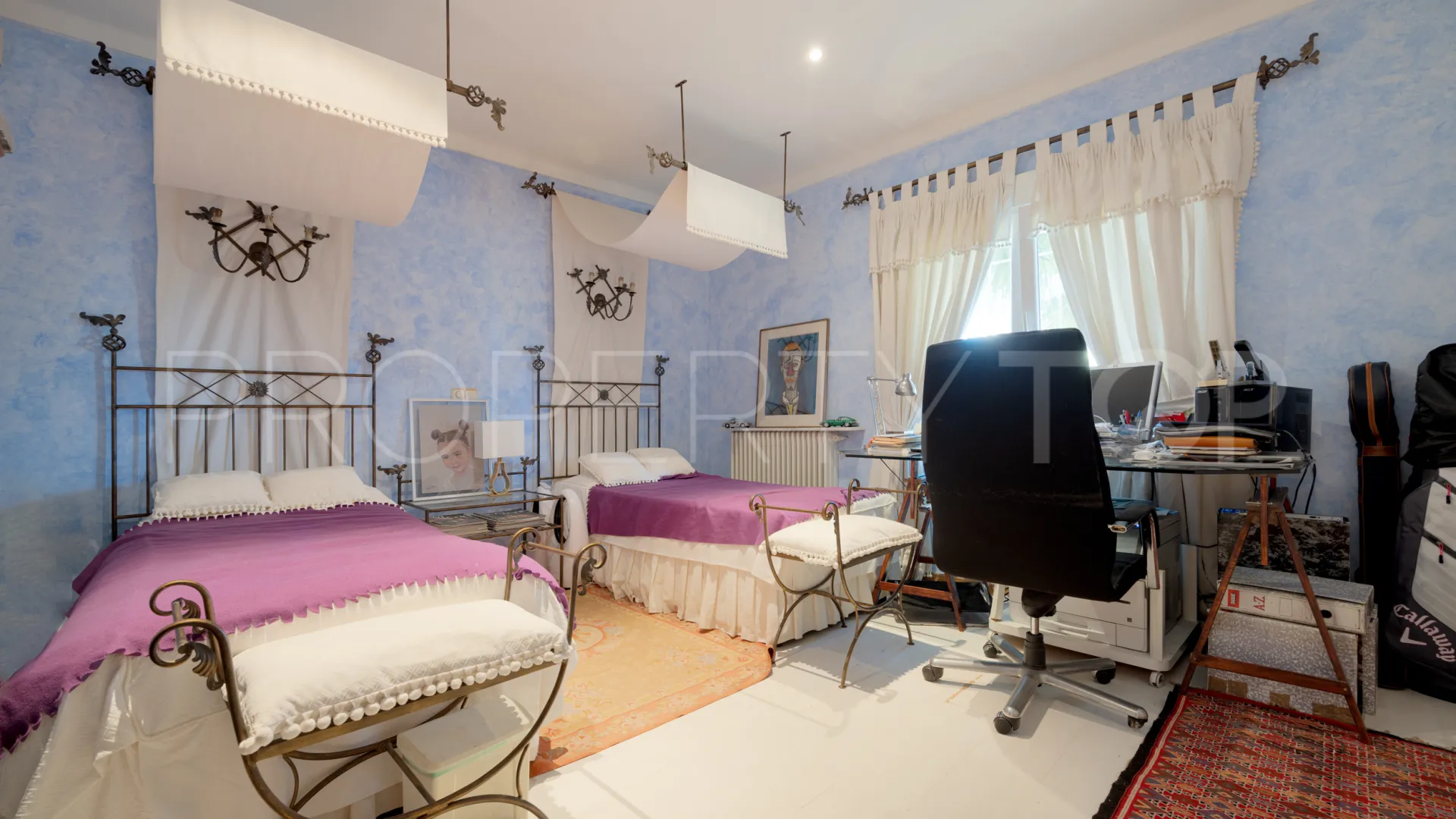 Villa for sale in Guadalmina Alta with 3 bedrooms