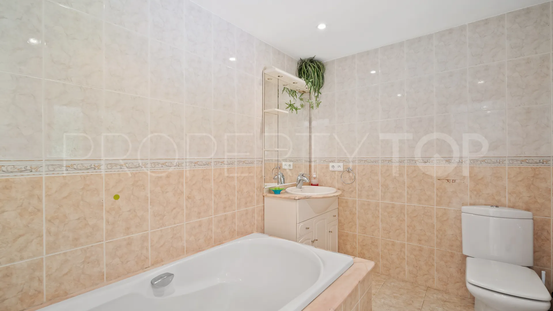 Guadalmina Alta, villa en venta