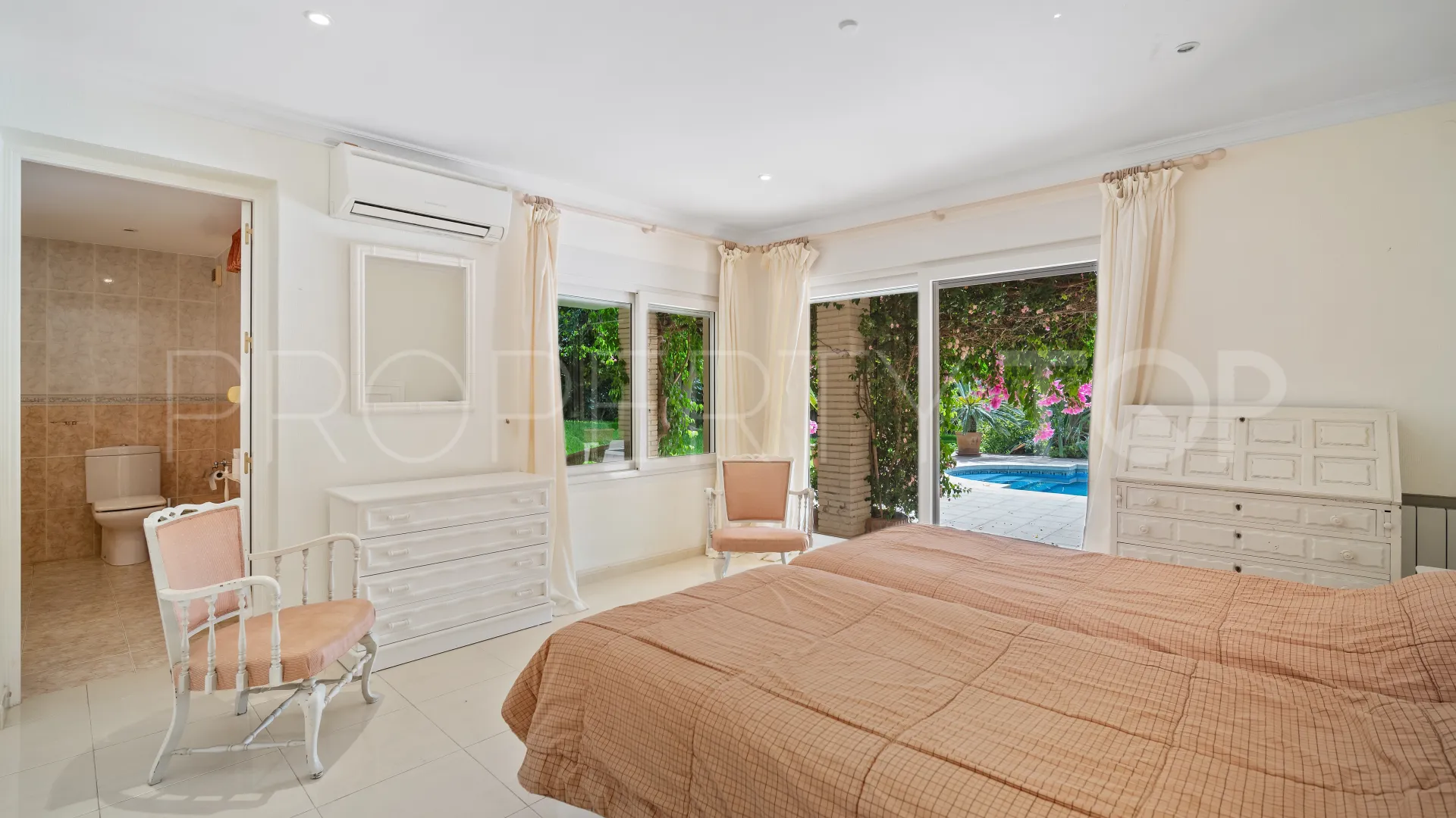 Guadalmina Alta, villa en venta