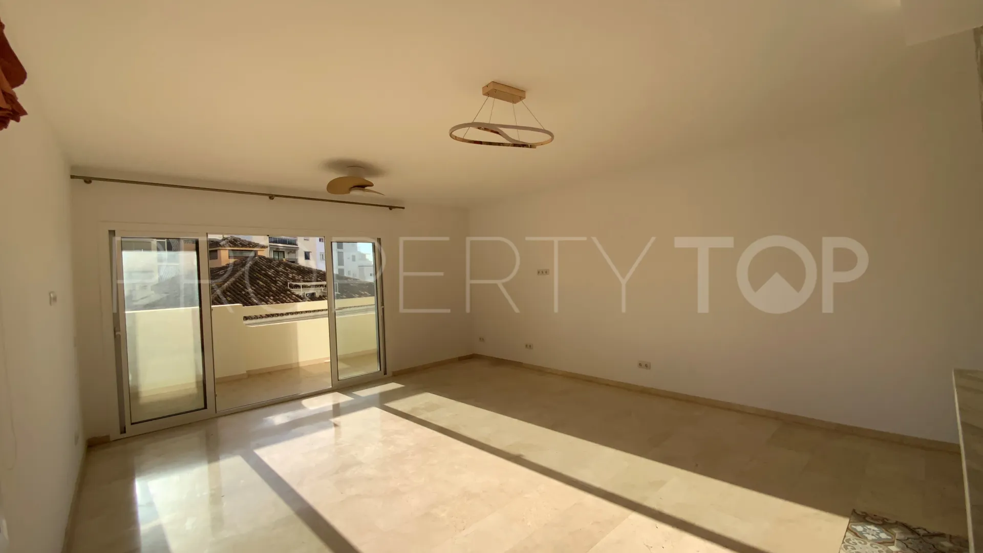 Buy Marbella Centro 3 bedrooms apartment