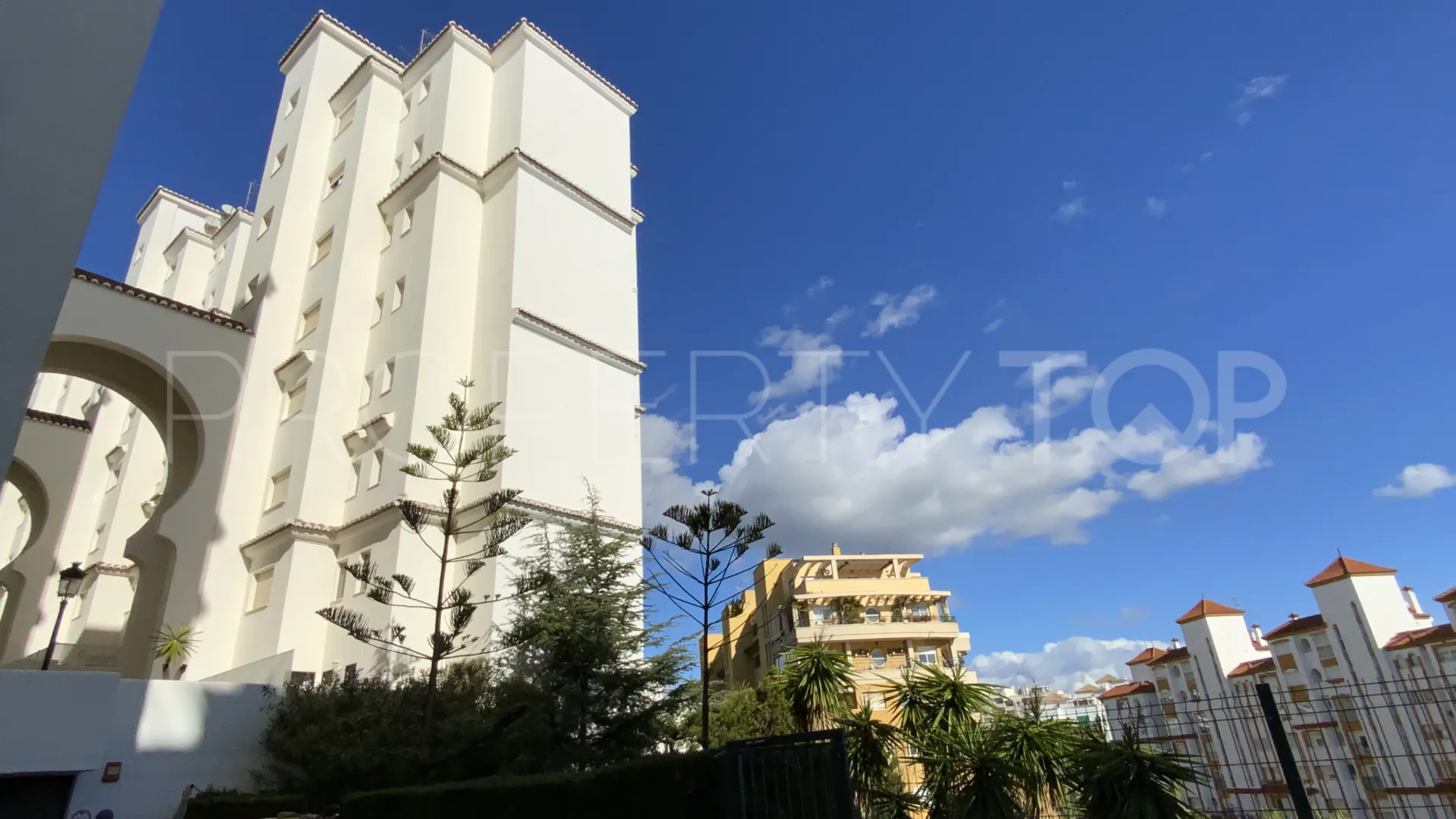 For sale Puerto Blanco apartment with 2 bedrooms