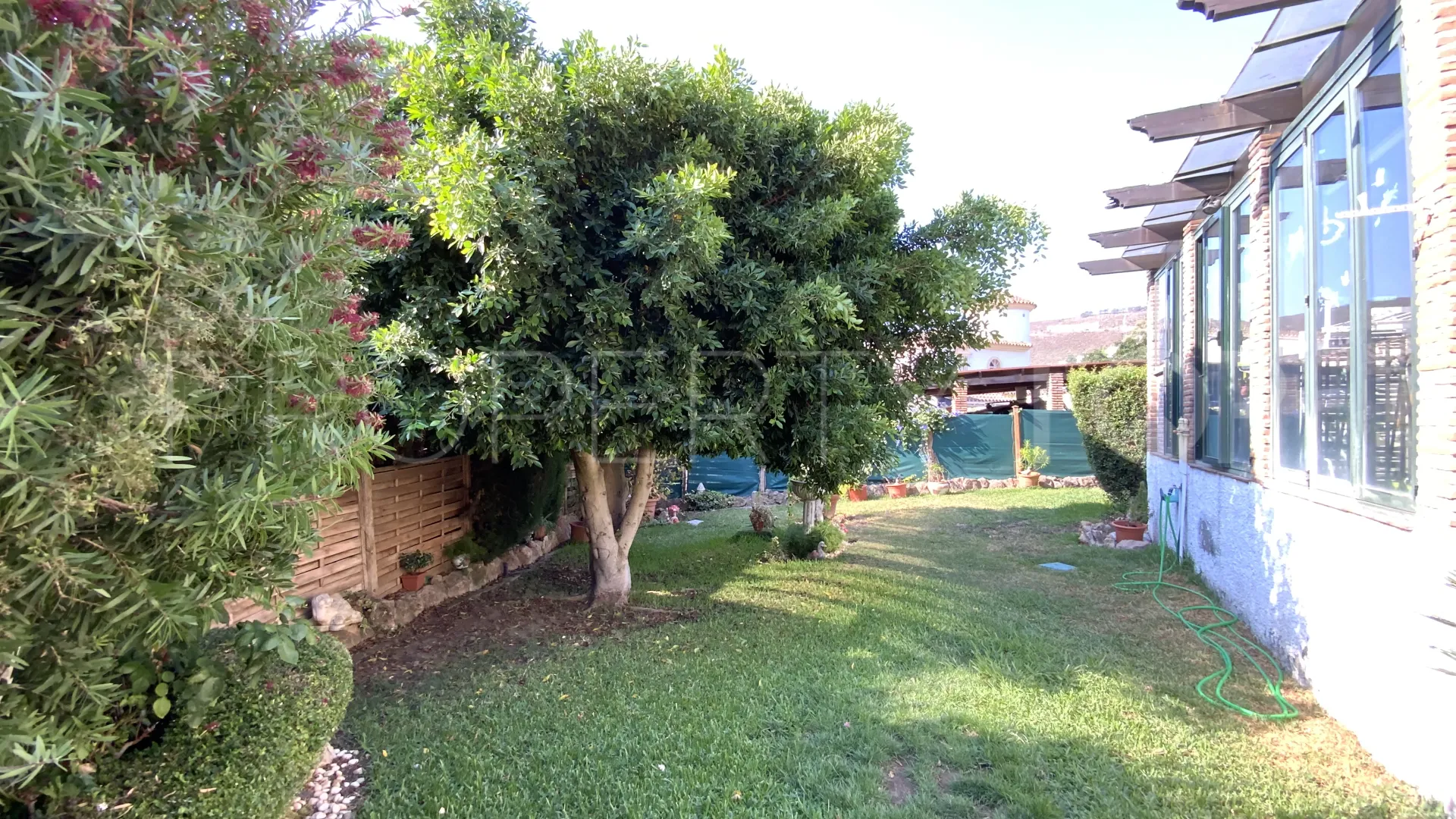 Benahavis, casa de 2 dormitorios en venta