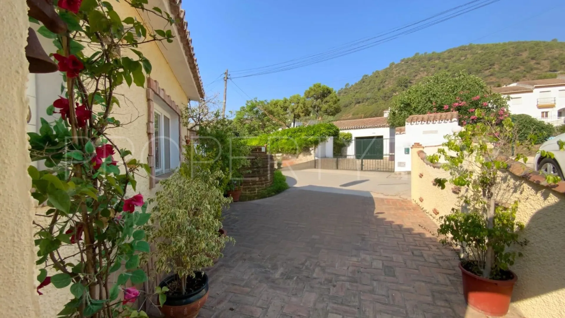 Benahavis, casa de 2 dormitorios en venta