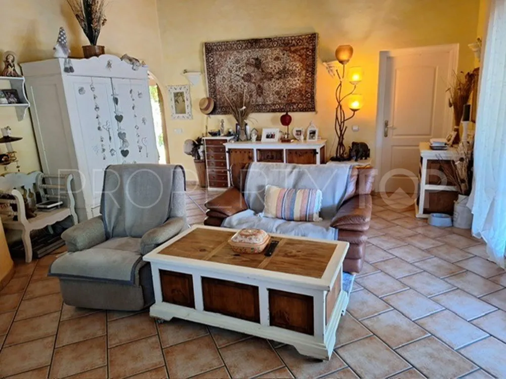 House for sale in Benahavis