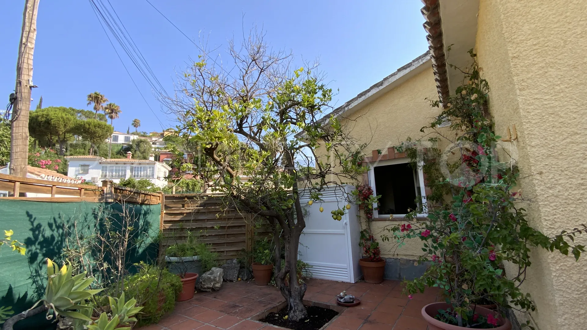 Benahavis, casa de 2 dormitorios en venta