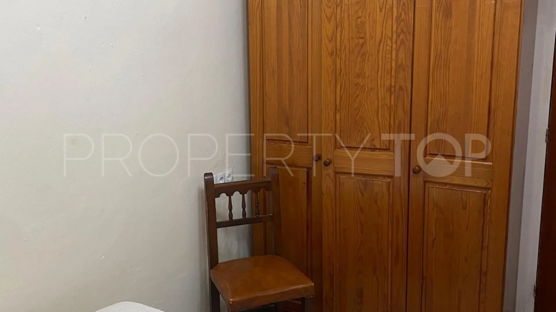 Comprar adosado en Casco antiguo con 6 dormitorios