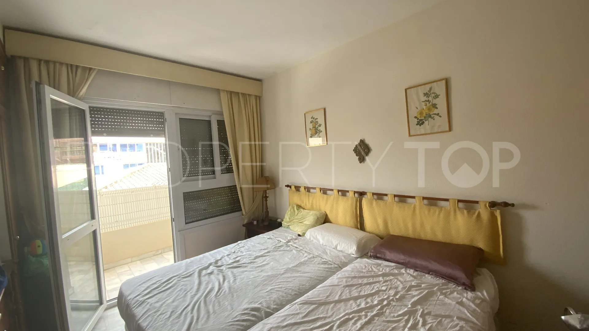 Duplex penthouse for sale in Marbella Centro