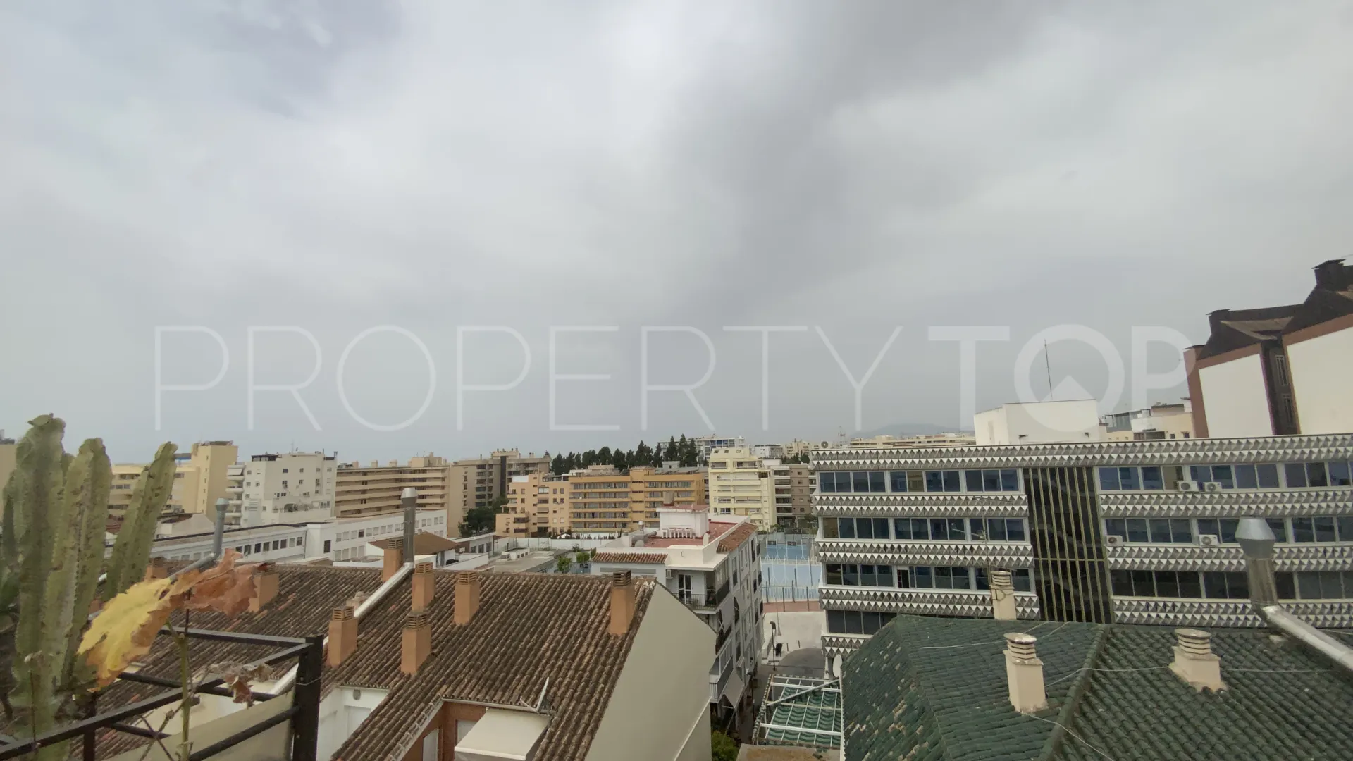 Duplex penthouse for sale in Marbella Centro