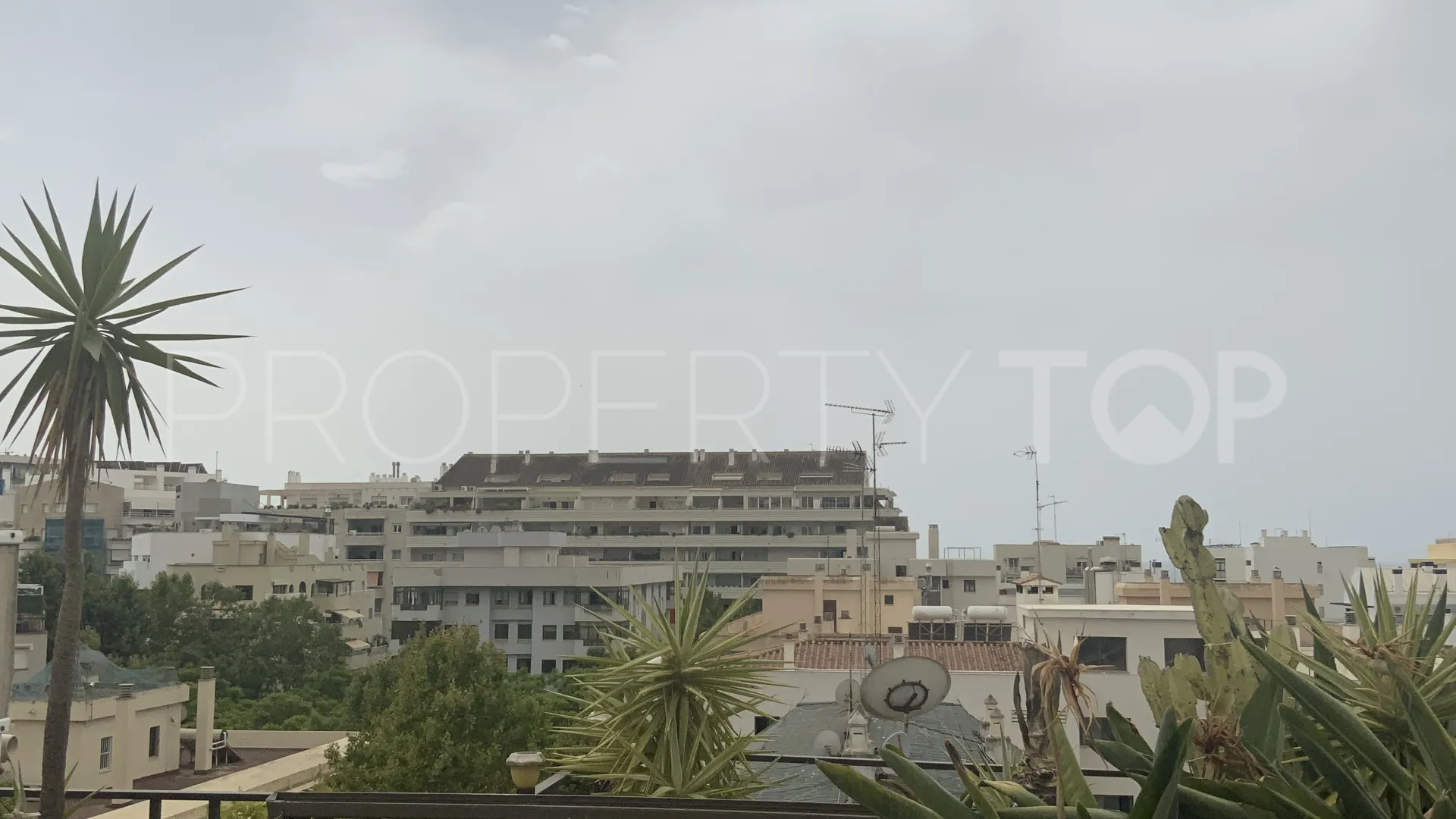 Duplex penthouse for sale in Marbella Centro