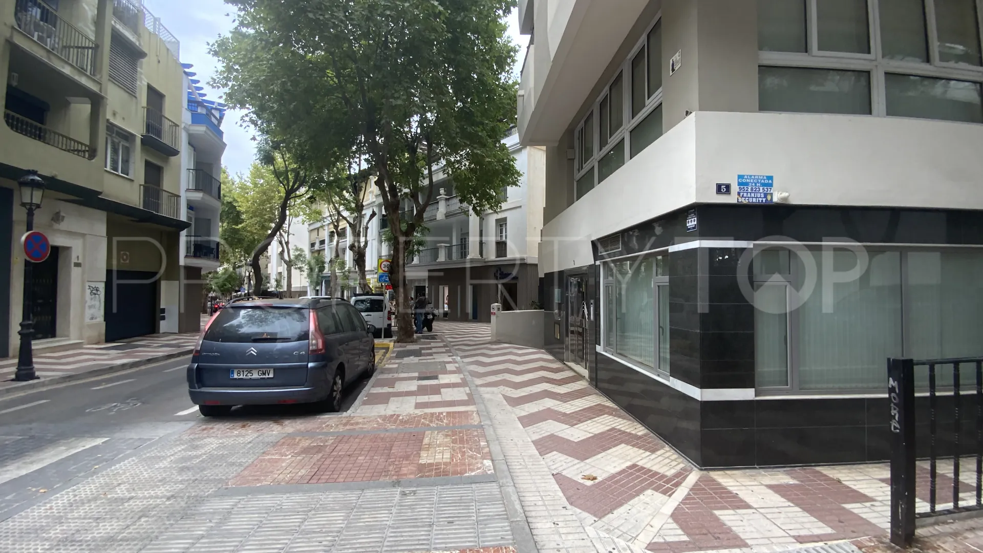Duplex penthouse for sale in Marbella Centro