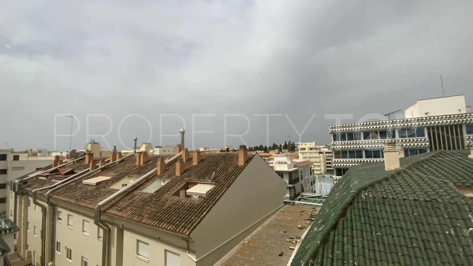 Duplex penthouse for sale in Marbella Centro