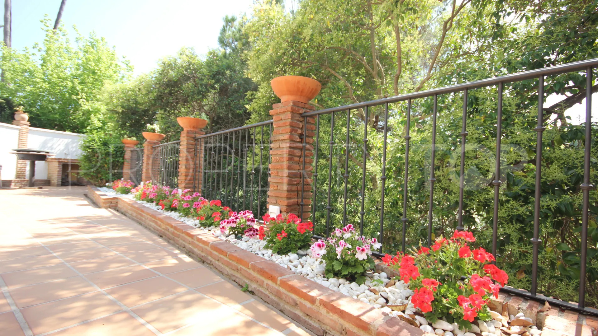 For sale town house with 4 bedrooms in La Merced