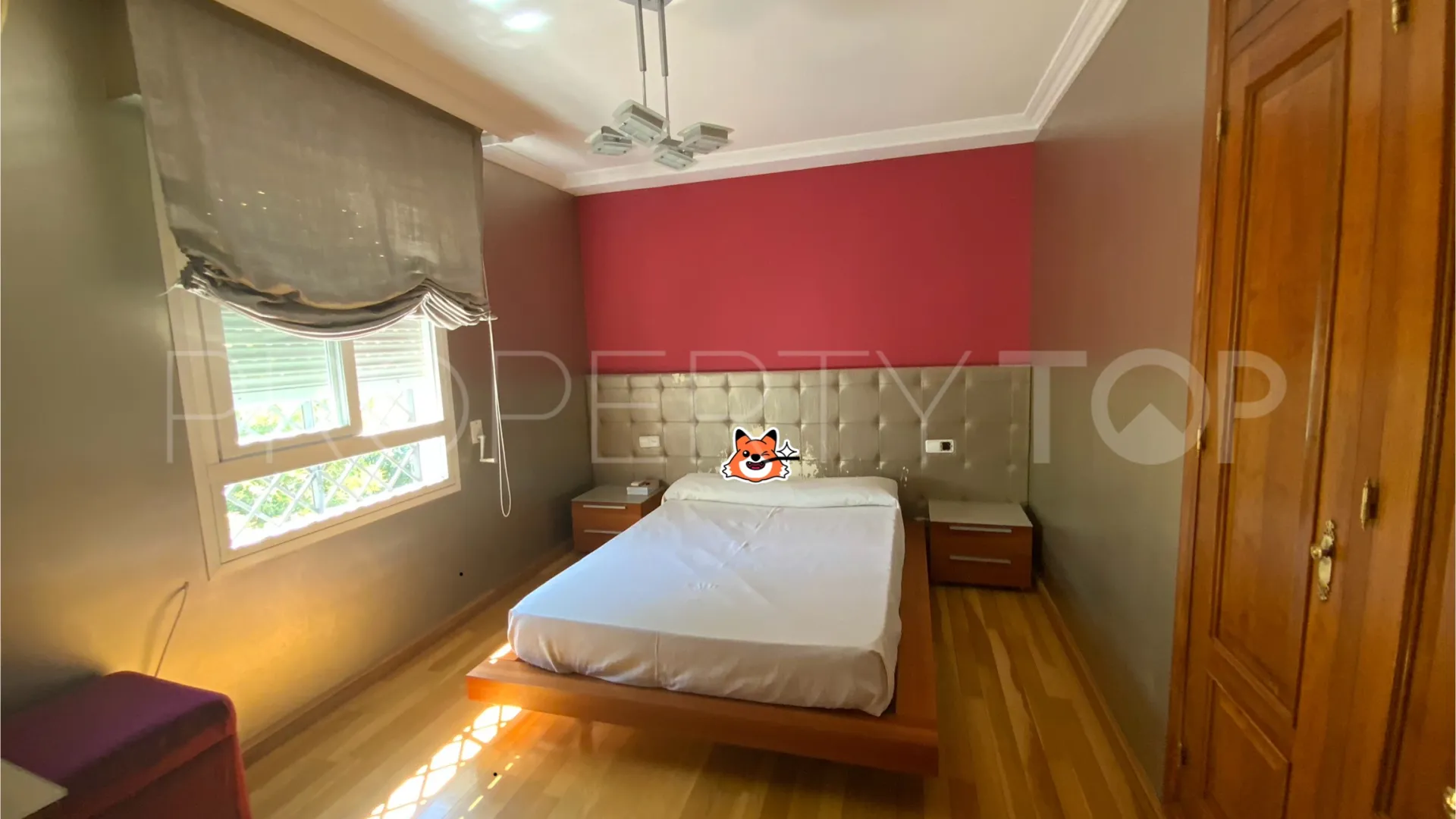 For sale town house with 4 bedrooms in La Merced