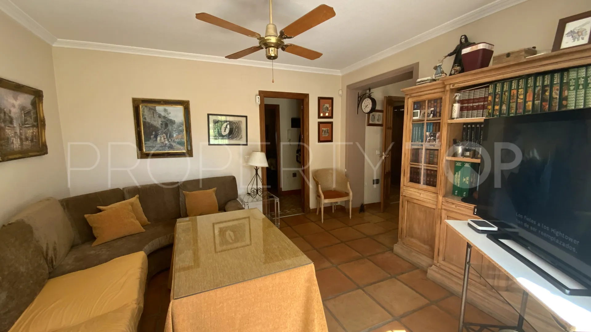 For sale town house with 4 bedrooms in La Merced