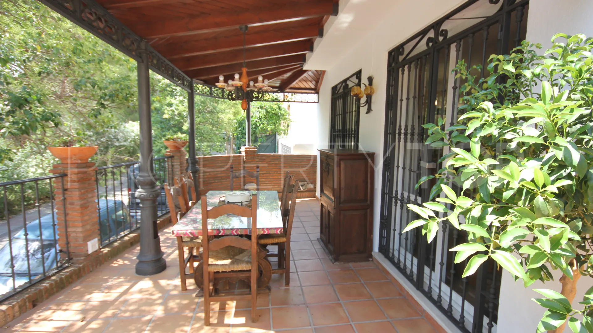 For sale town house with 4 bedrooms in La Merced