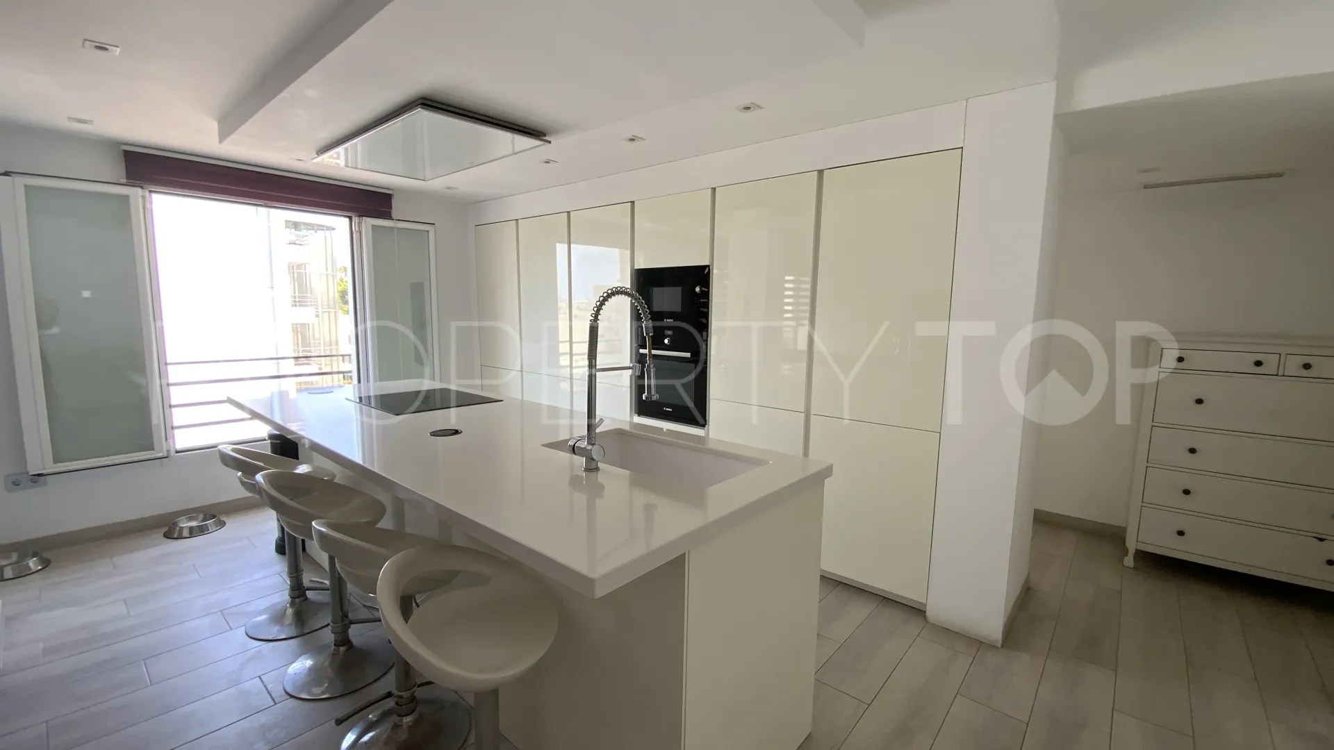 Marbella Centro, apartamento en venta