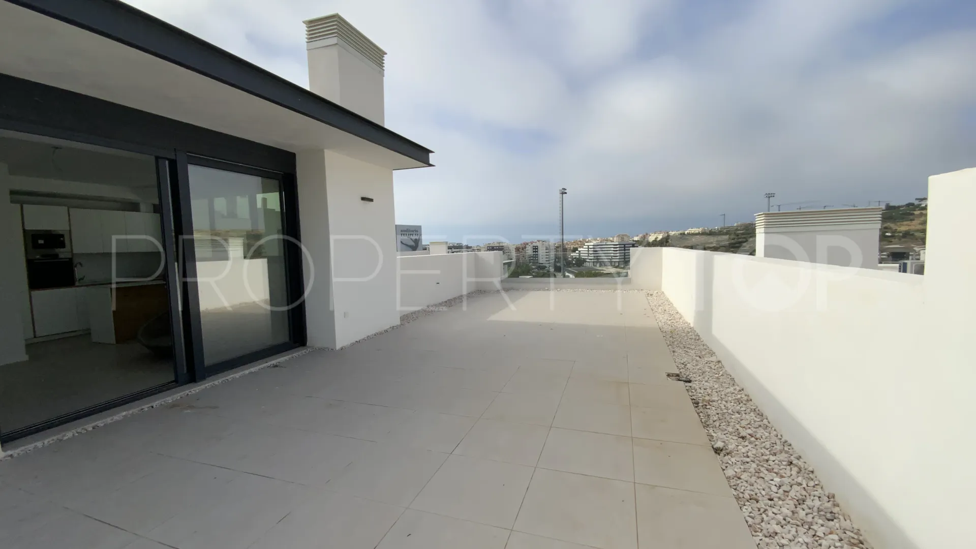 For sale Estepona 2 bedrooms apartment