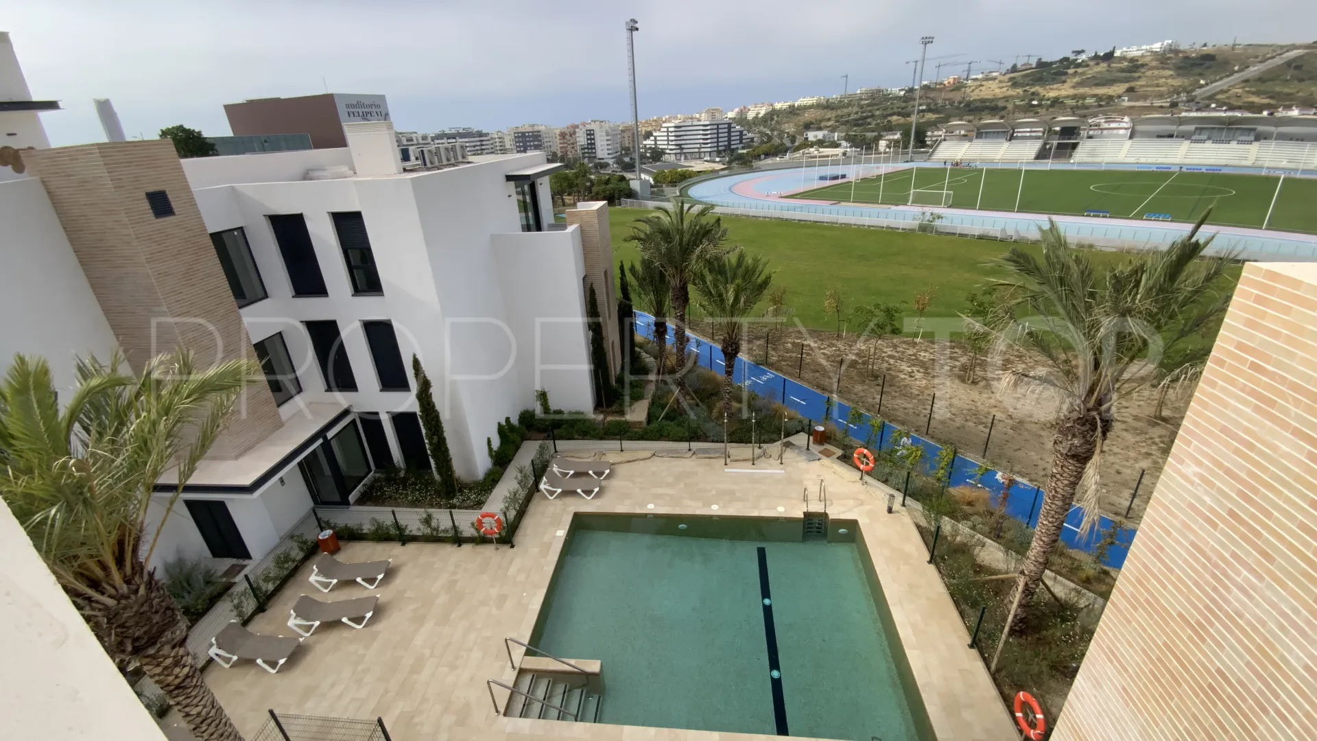 For sale Estepona 2 bedrooms apartment