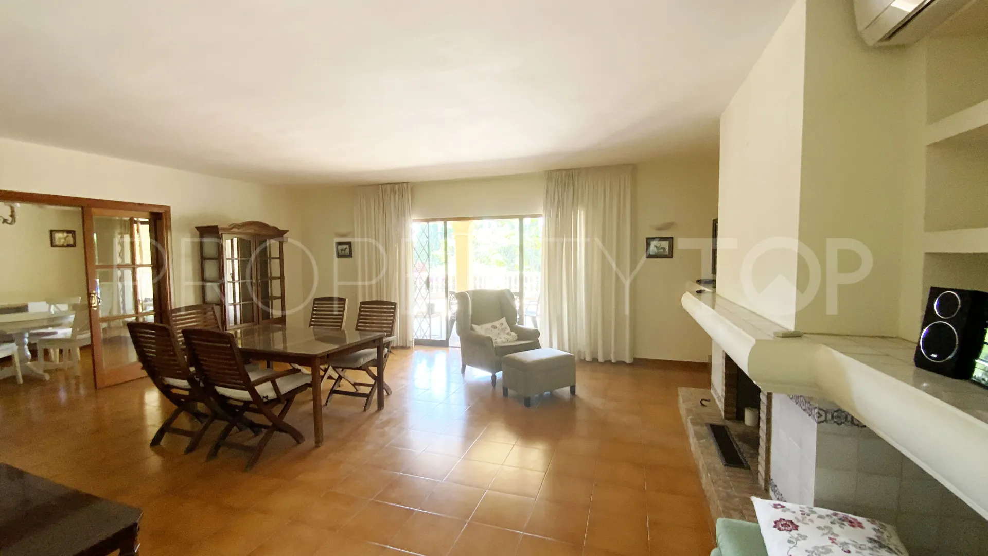 Comprar villa en El Mirador con 6 dormitorios