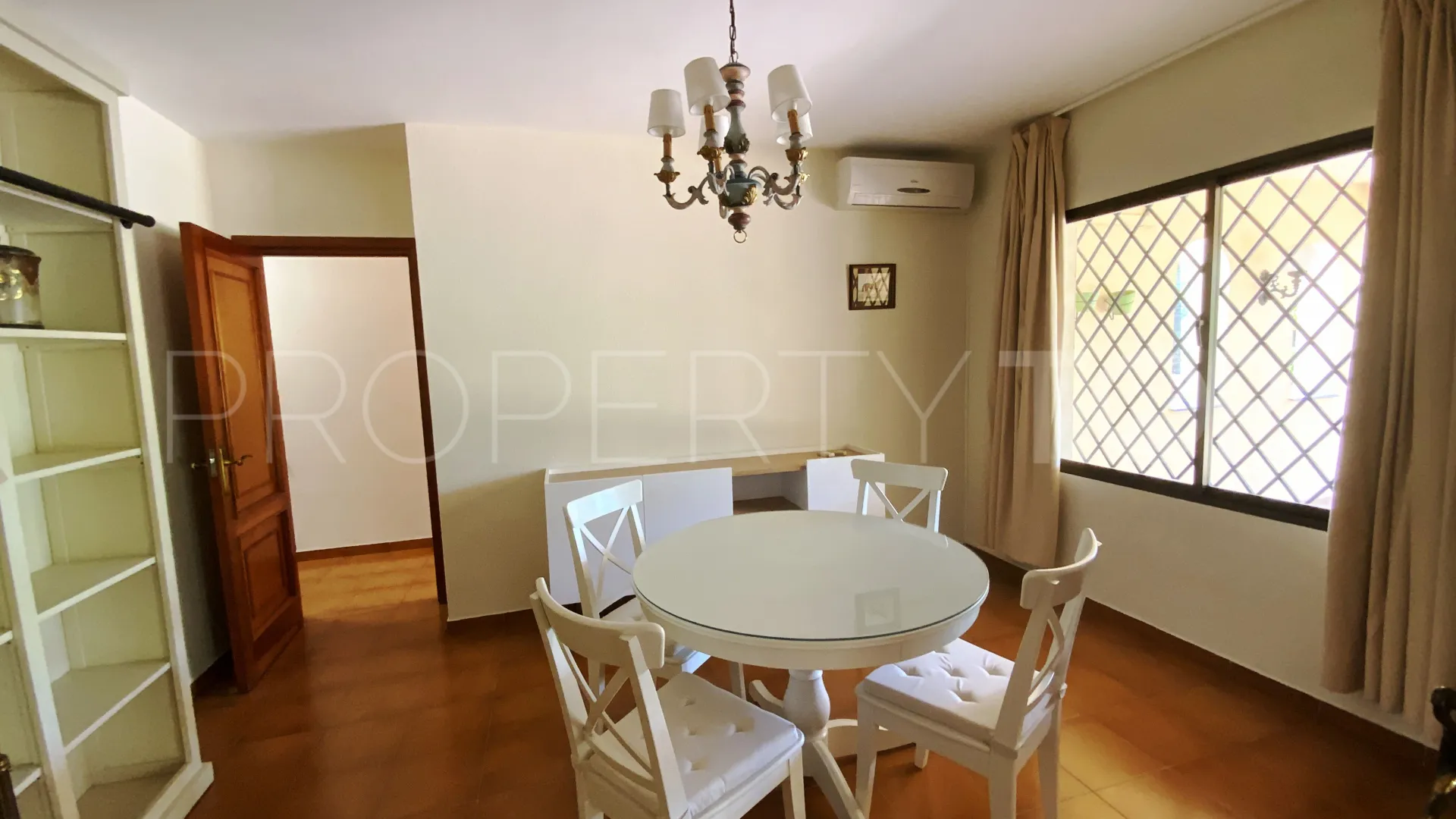 Comprar villa en El Mirador con 6 dormitorios