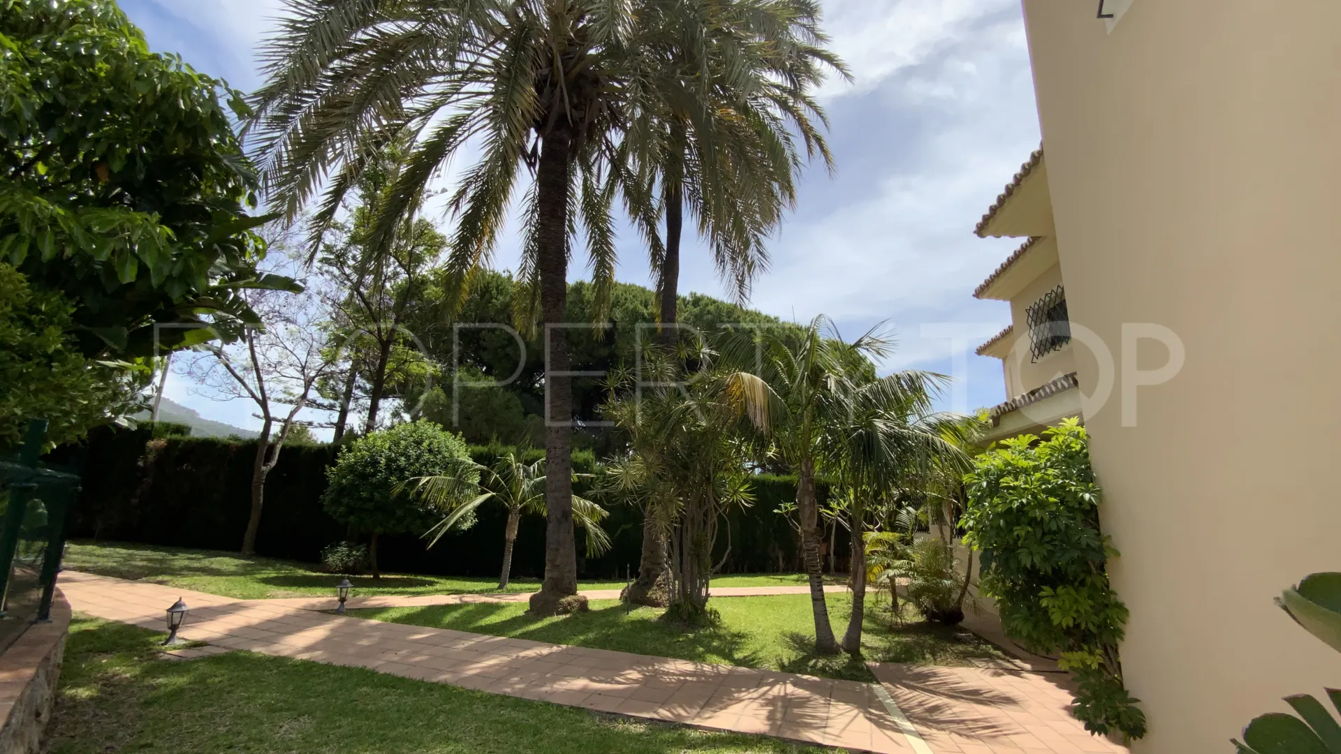 Comprar villa en El Mirador con 6 dormitorios