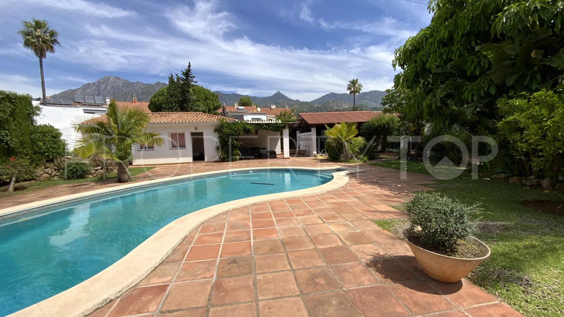 Comprar villa en El Mirador con 6 dormitorios