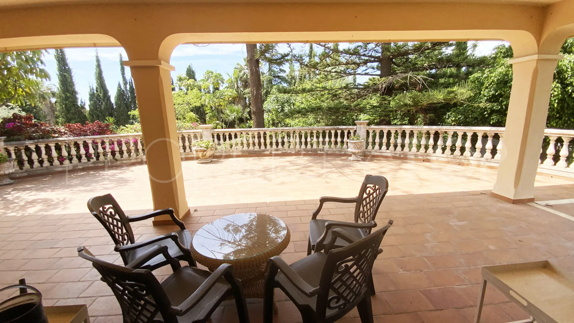 Comprar villa en El Mirador con 6 dormitorios