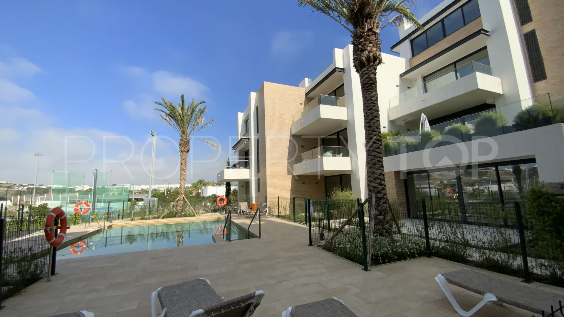 Estepona apartment for sale
