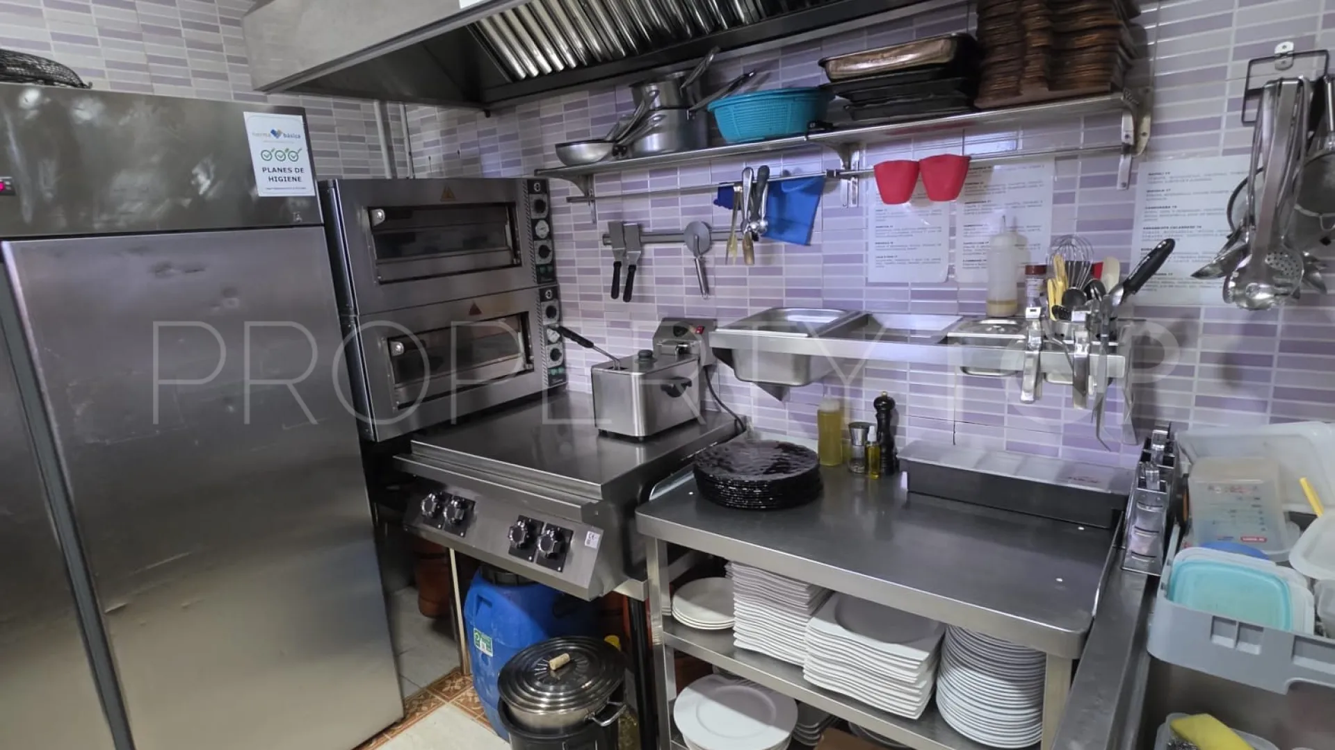 Commercial premises in Marbella Centro for sale